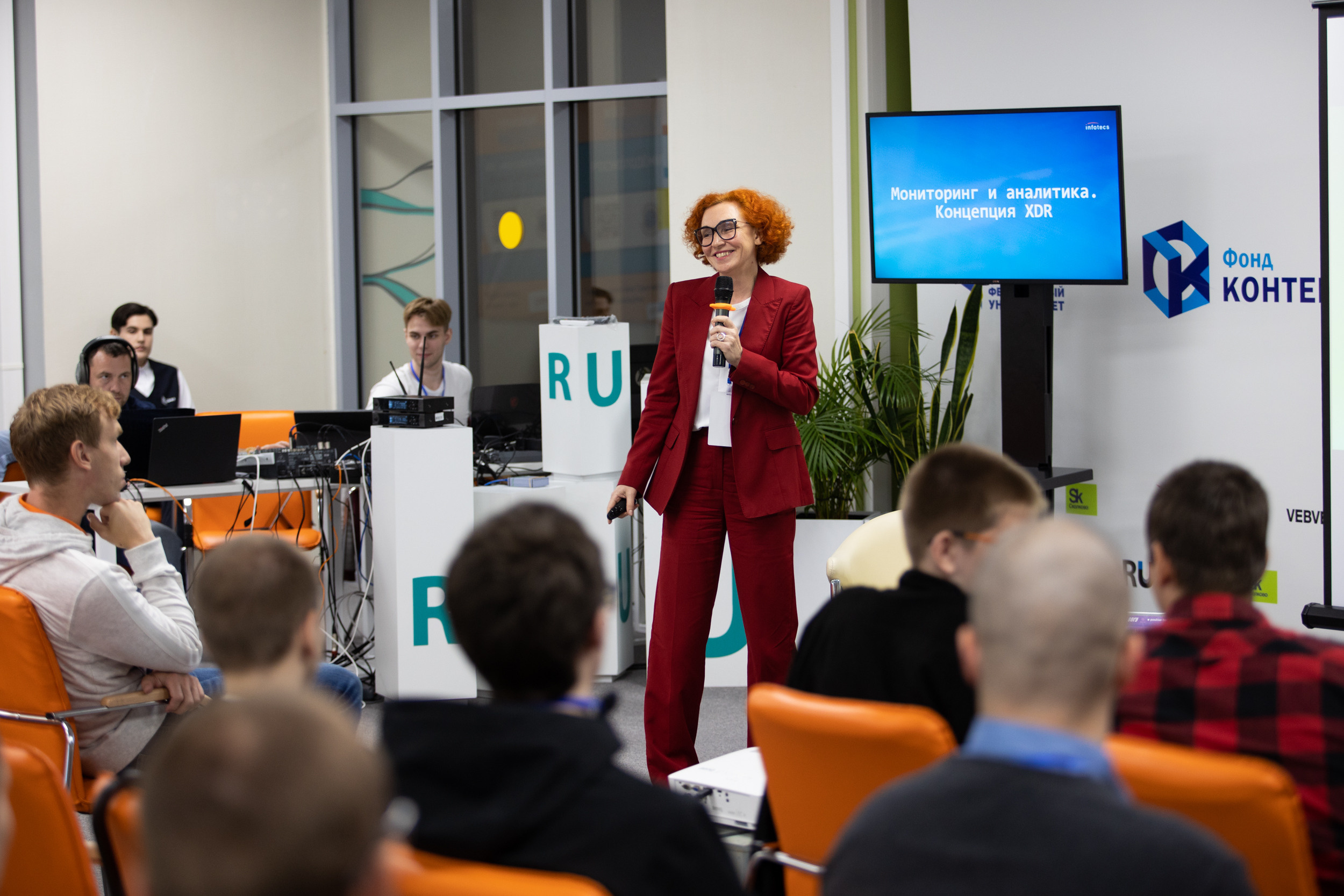 Russky MeetUp & Digital Region. Репортажный фотограф во Владивостоке
