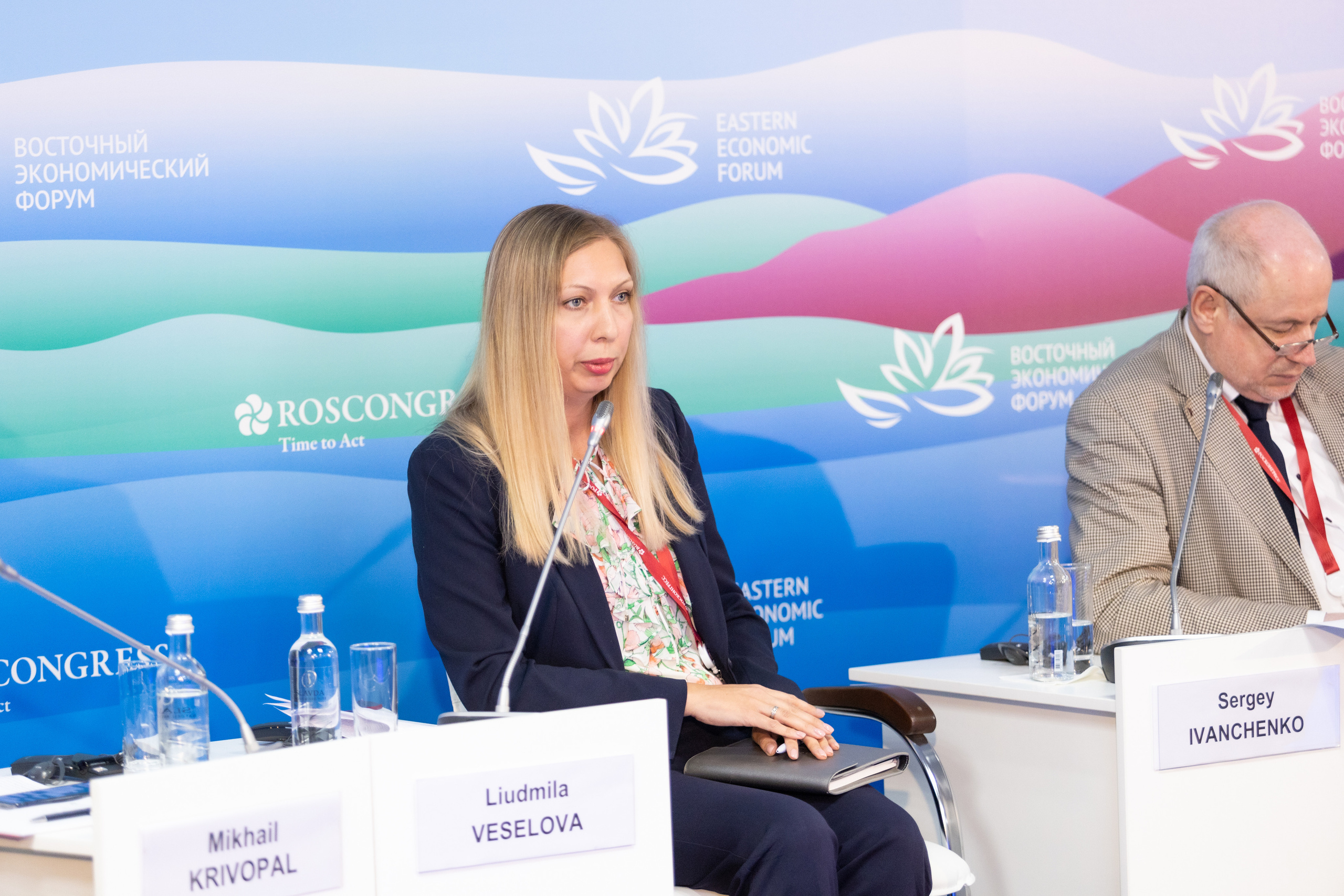 ВЭФ_ Знание о Востоке_ азиатский вектор образования. Репортажный фотограф во Владивостоке