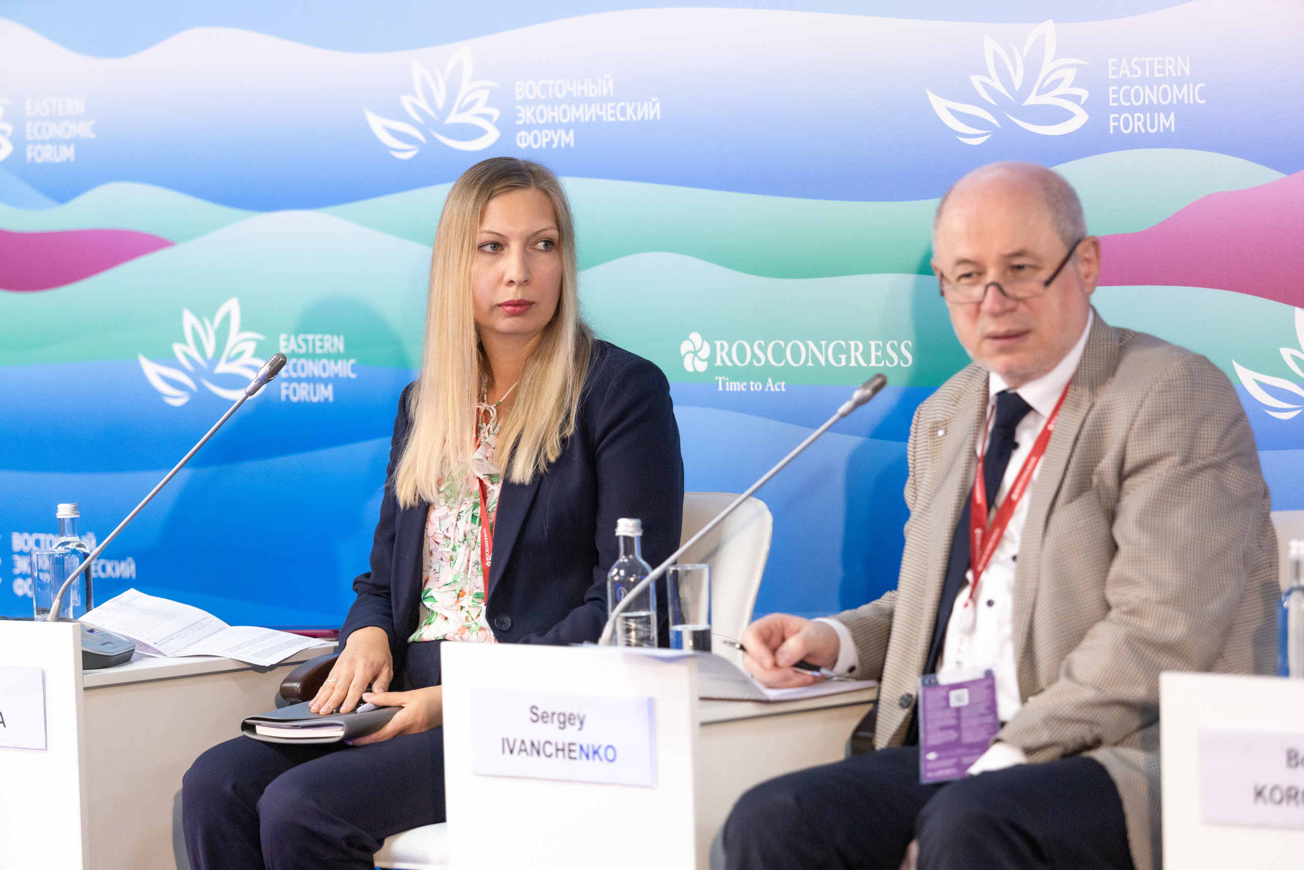 ВЭФ_ Знание о Востоке_ азиатский вектор образования. Репортажный фотограф во Владивостоке