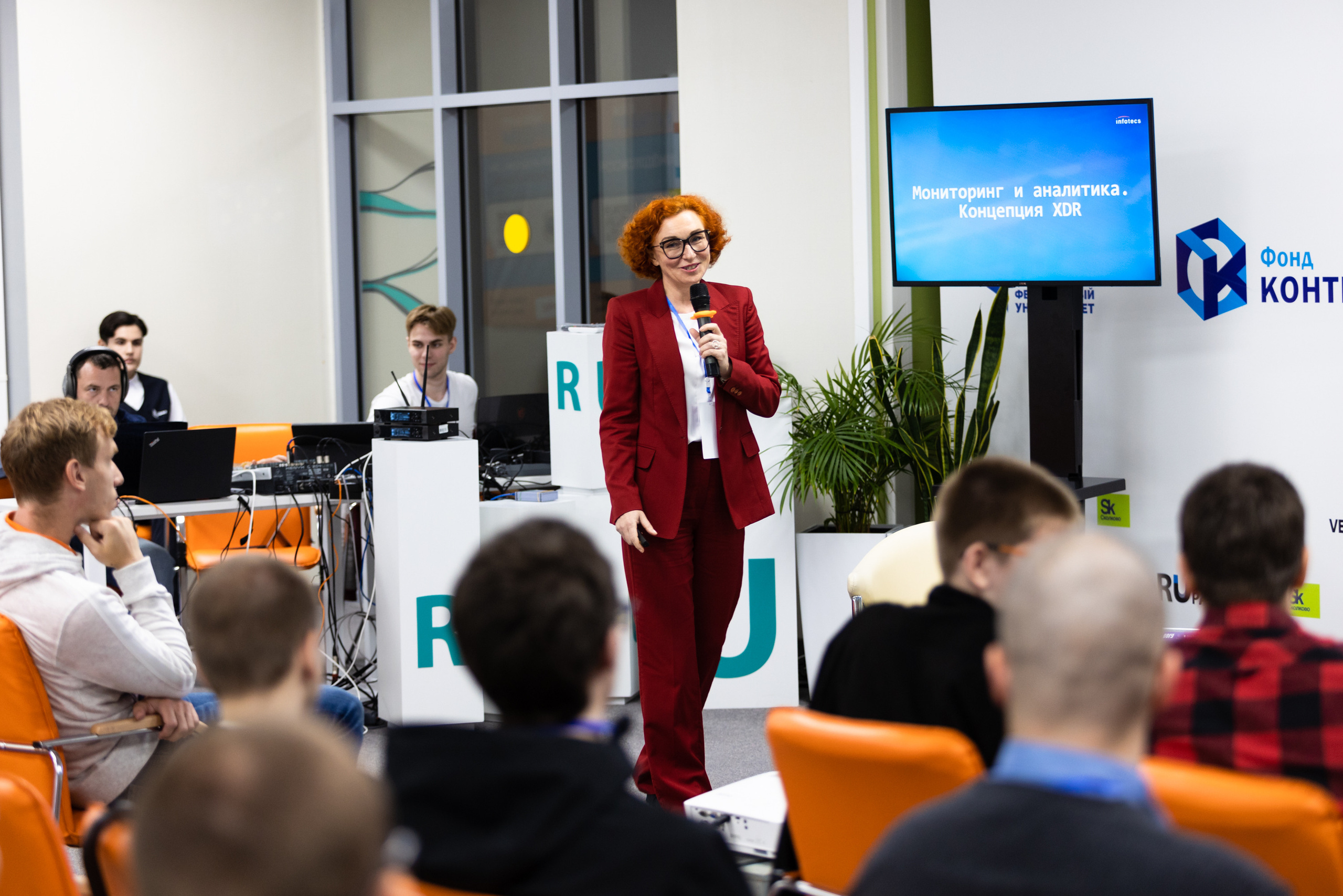 Russky MeetUp & Digital Region. Репортажный фотограф во Владивостоке