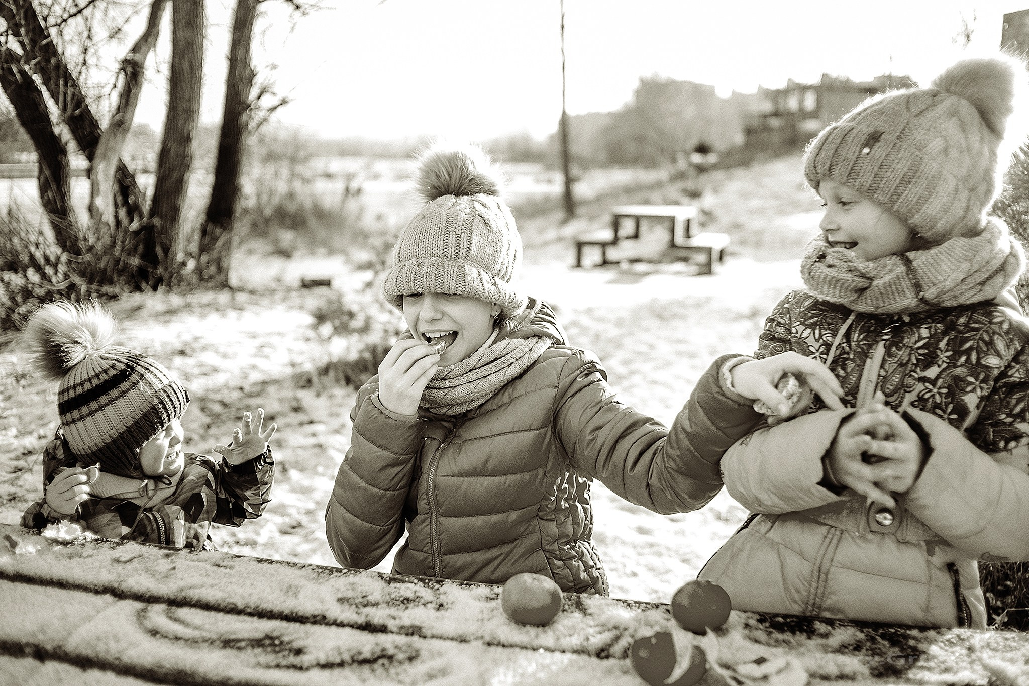 Зимняя фотопрогулка с мандаринами. Детский и семейный фотограф, фотограф мероприятий Нижний Новгород