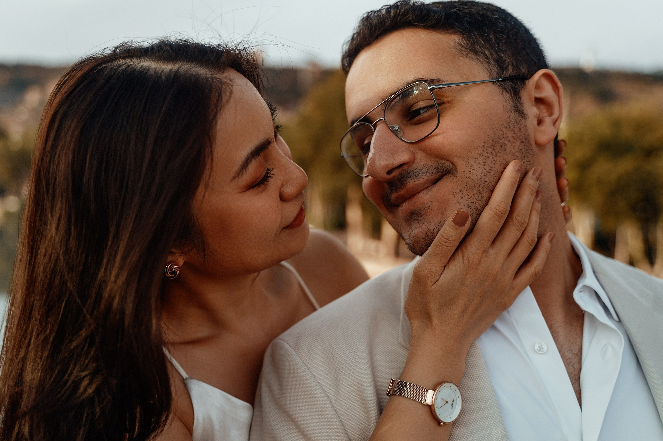 Alaeddine & Matika on the Peace Bridge in Tbilisi. Photographer Sergey Otkrytyi in Batumi & Tbilisi