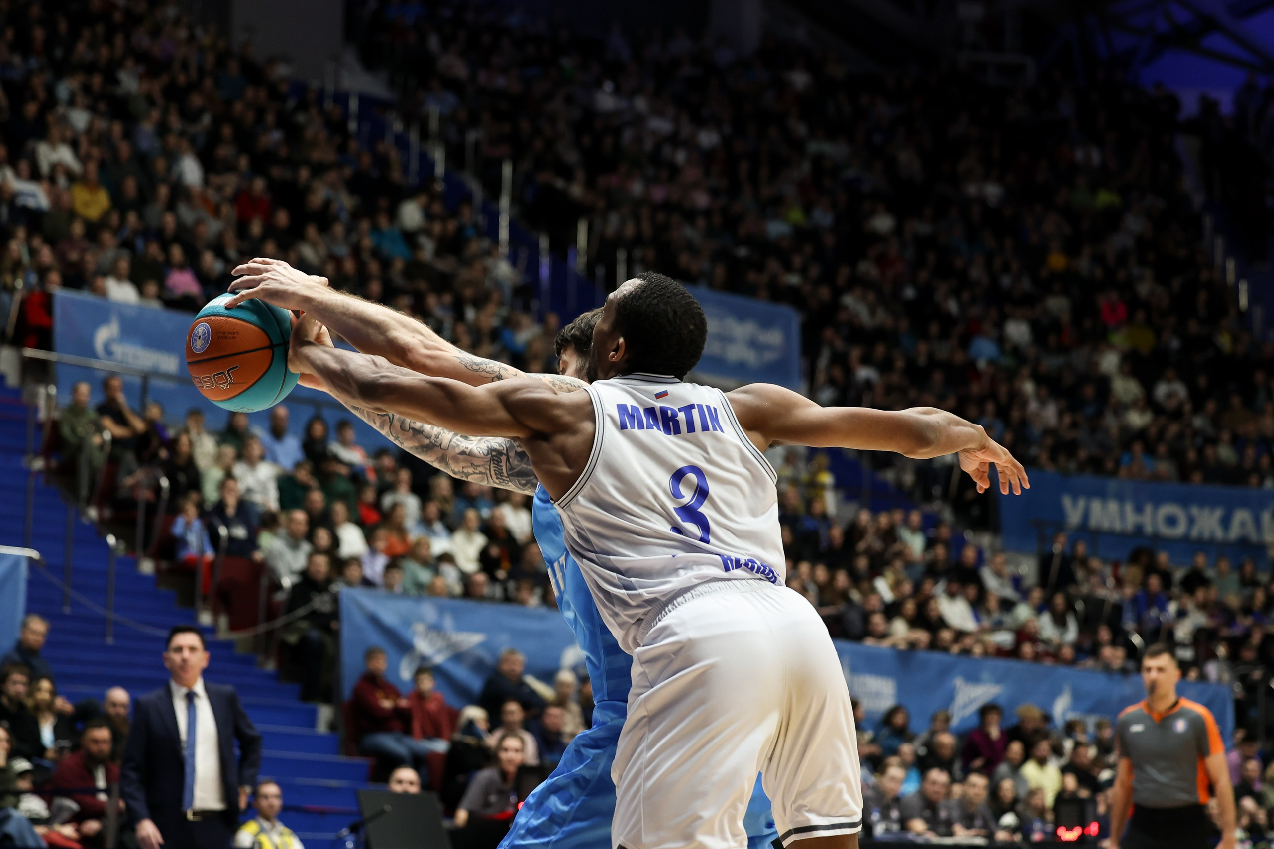 Зенит-Енисей 10.03.2024. Спортивный и репортажный фотограф Антон Тереханов