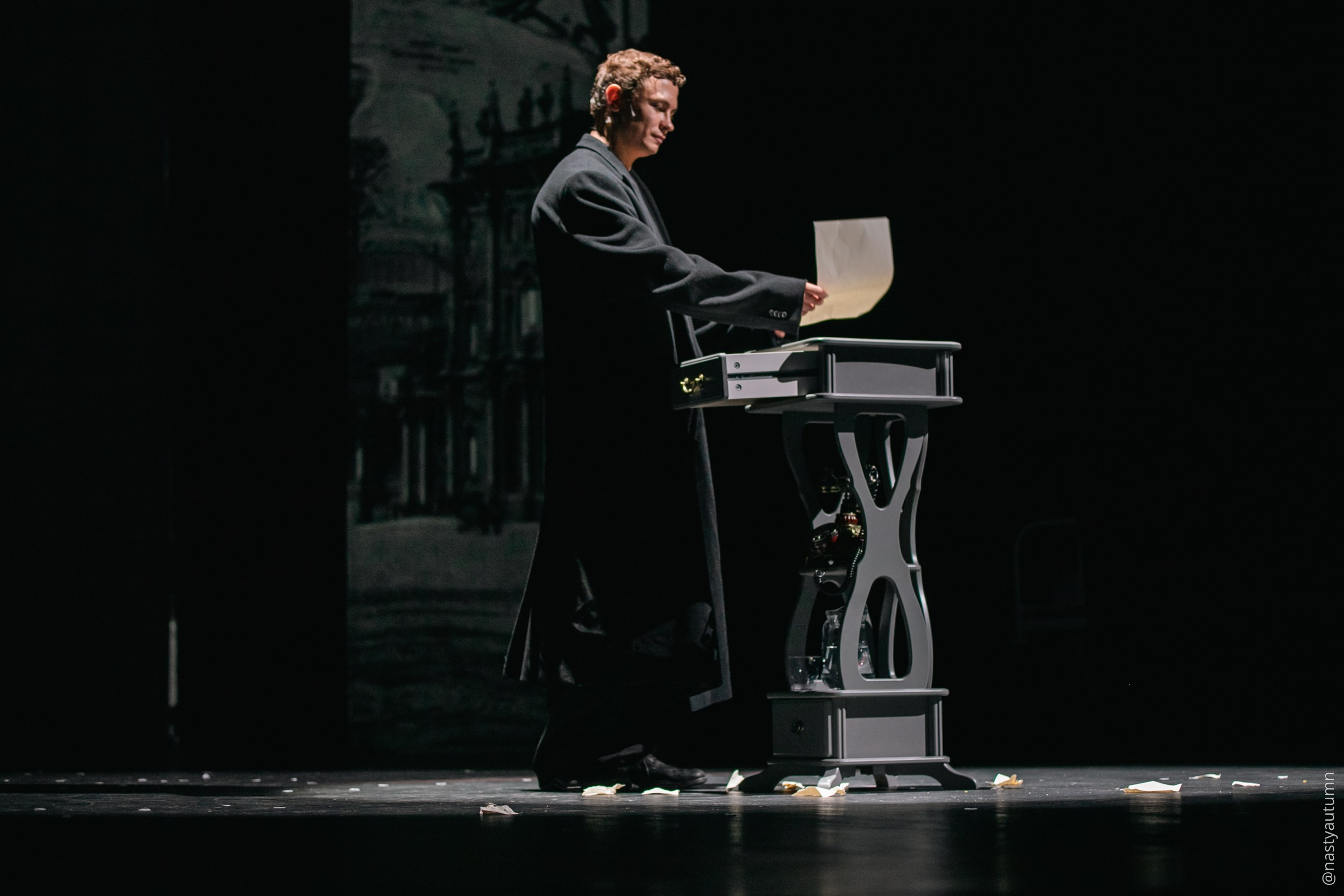 Генеральный прогон «Маяковский. Я сам.». Репортажный и концертный фотограф в Москве Анастасия Осень