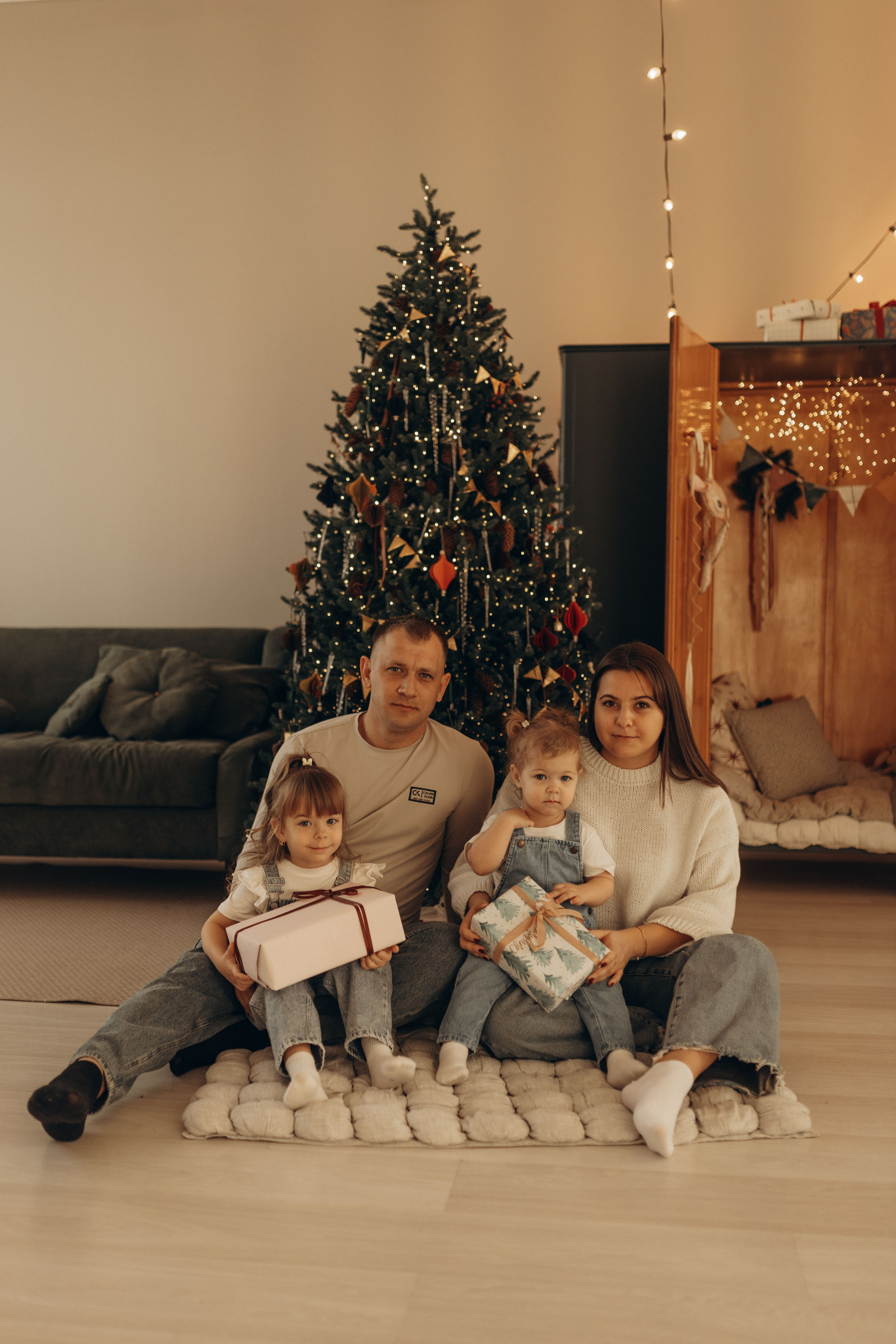 Семейная фотосессия. Александр, Анна и прекрасные Полина и Даша. Фотограф в Ставрополе Svetlana Matveeva