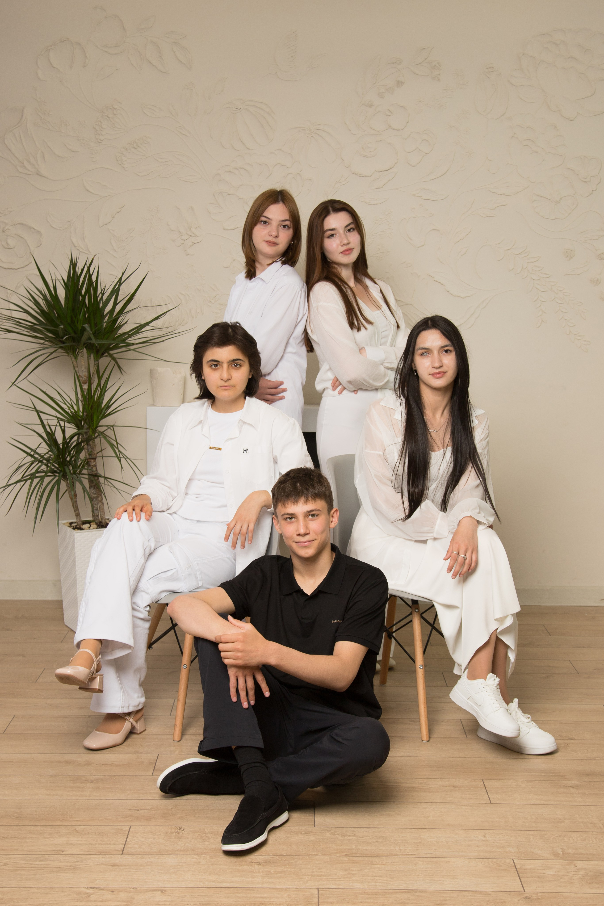 9  и 11 классы. Школьный фотограф в г. Нальчик Галимат Абитова