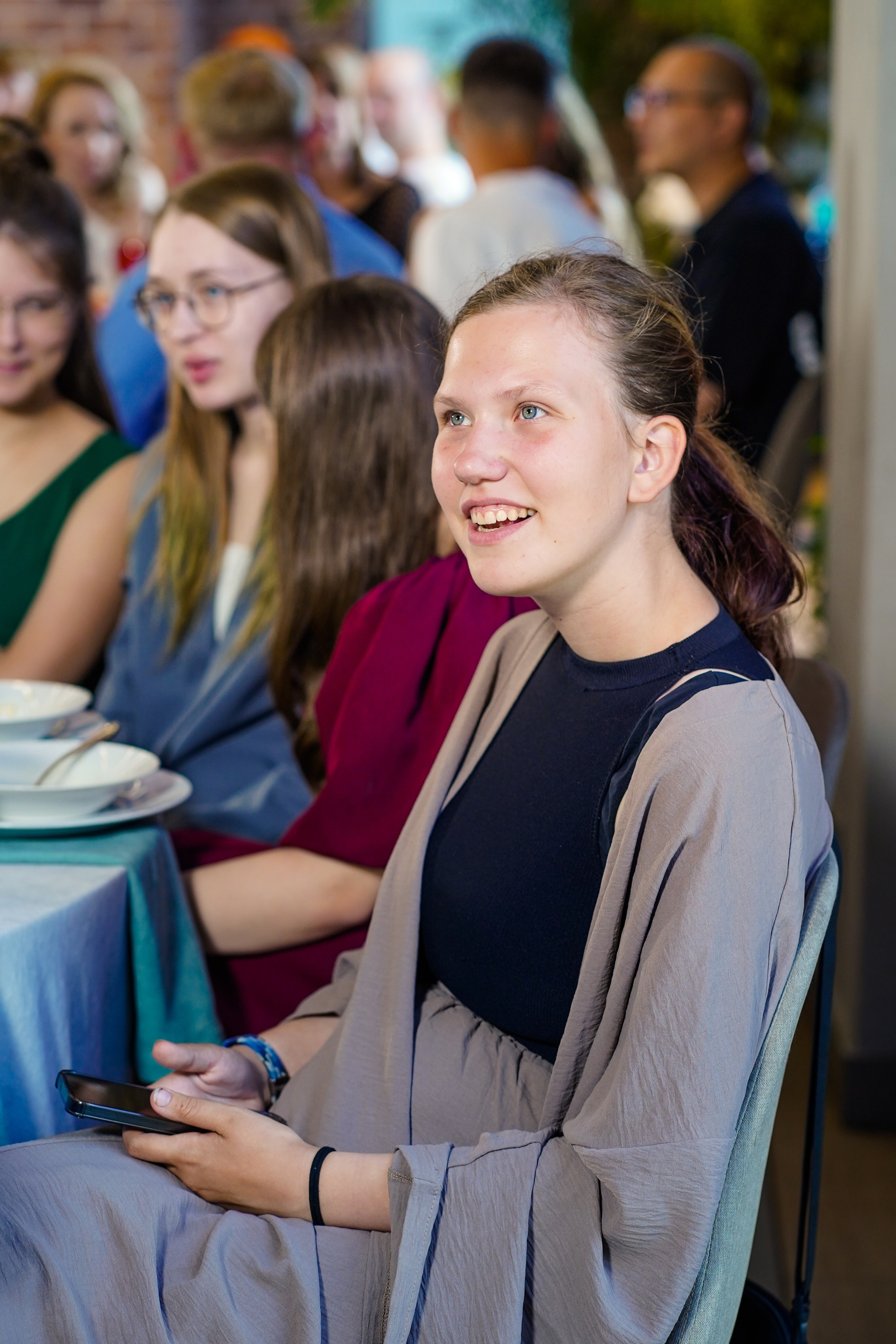 Выпускной вечер, гимназия № 40, 9 класс. Семейный и портретный фотограф в Екатеринбурге Анна Лобанова