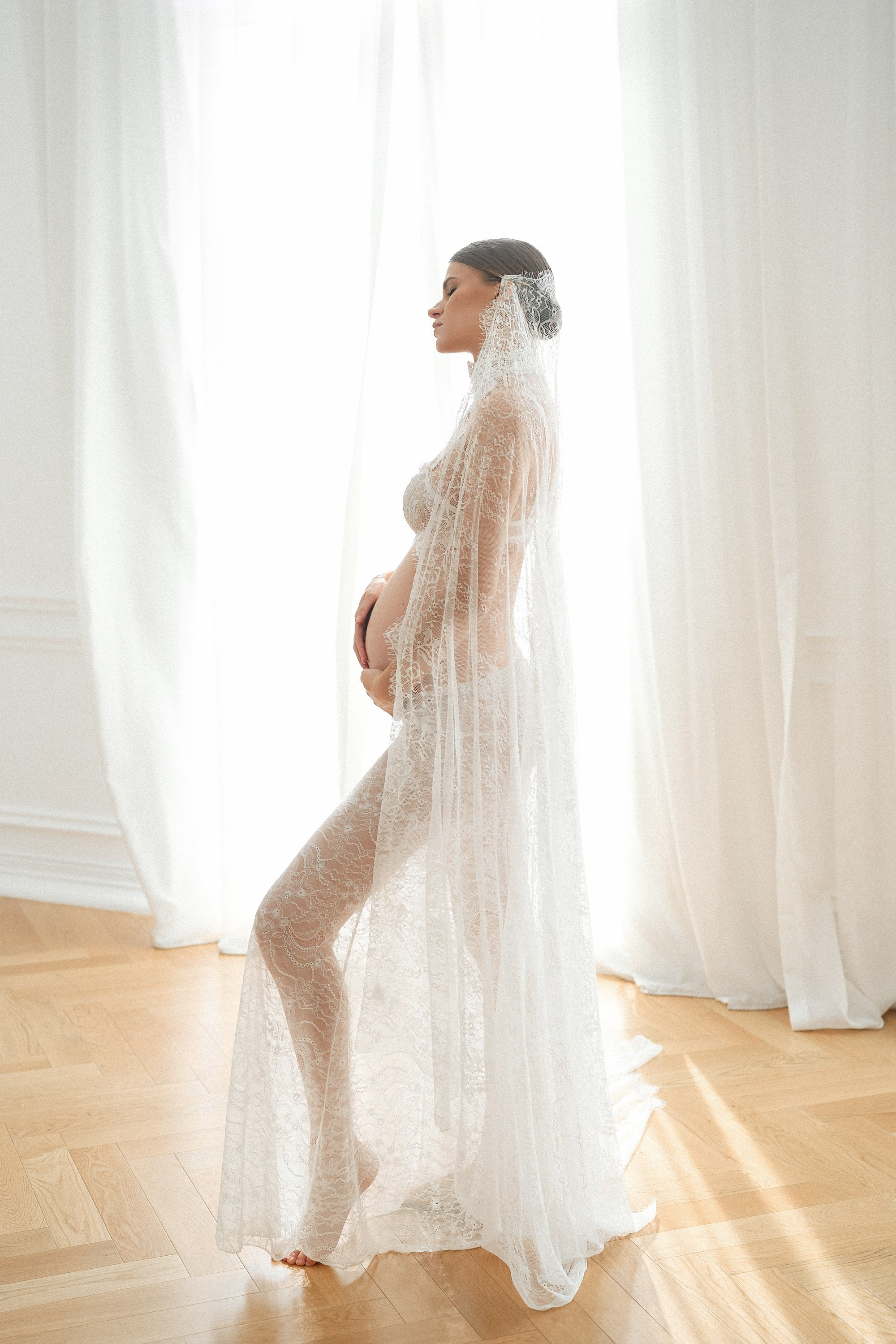 Pregnancy. Fashion photographer Yana Mayskaya