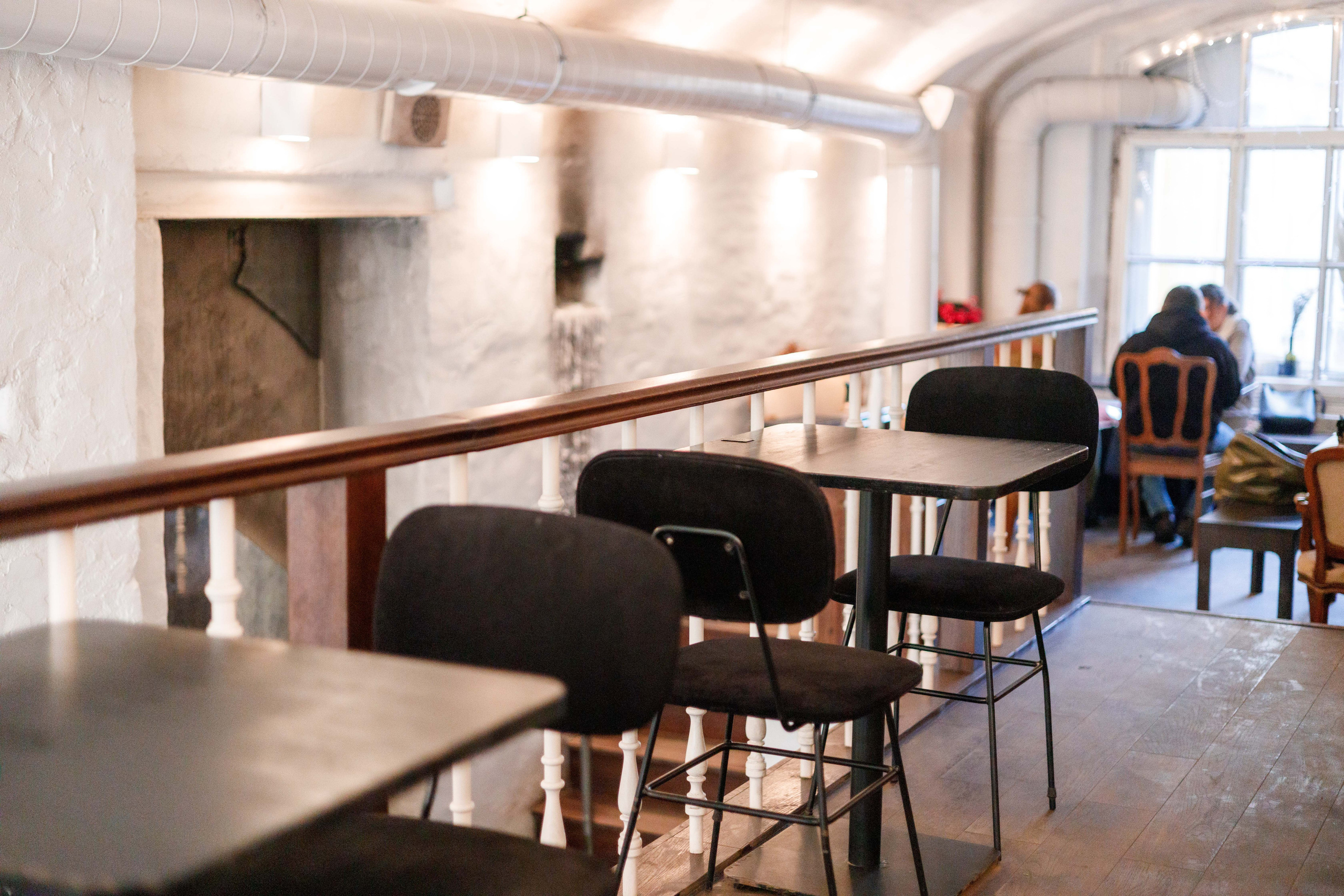 Кафе-бар Гусары на Фонтанке. Фотограф Балаев Михаил