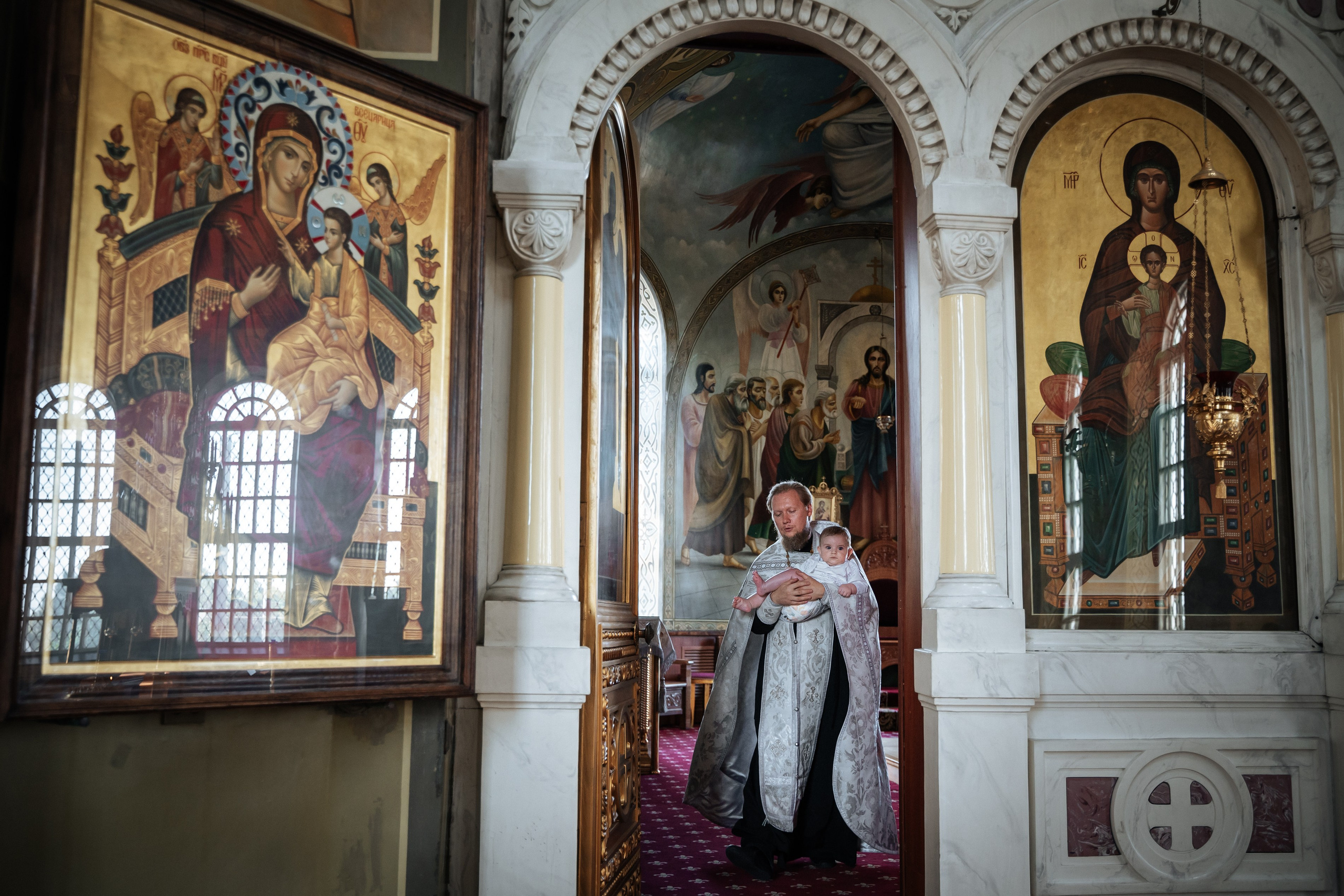 Крещение Евгения. Главная