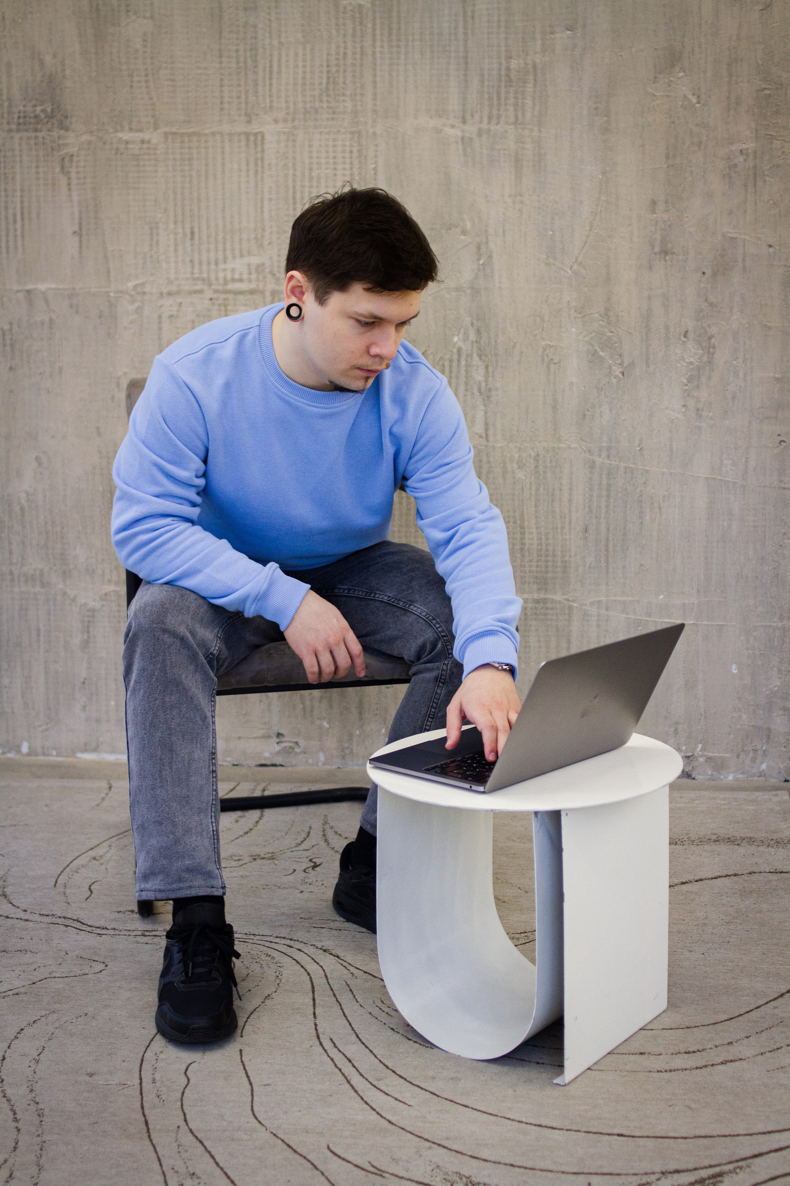 Владислав. Главная