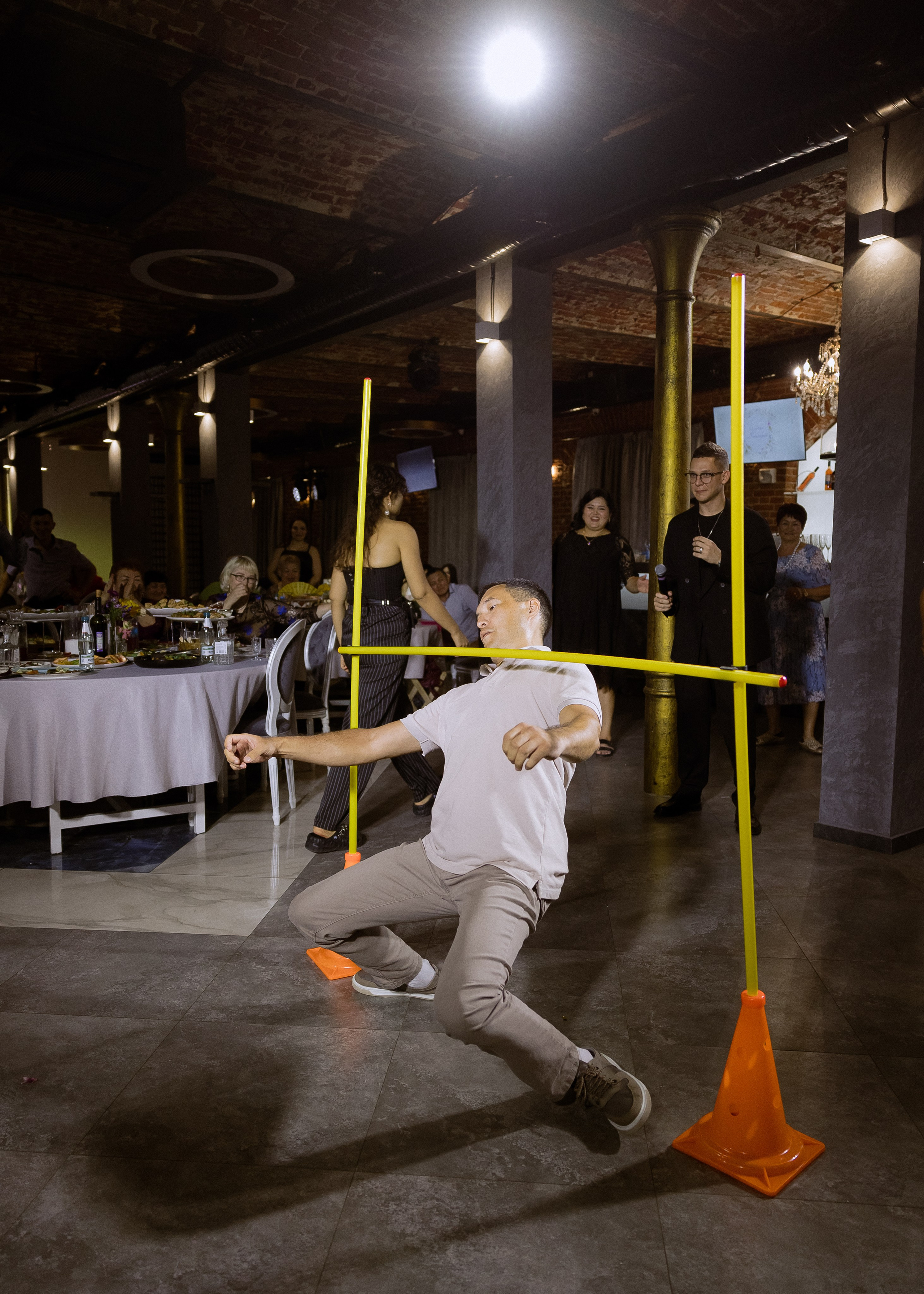 Дмитрий и Алита. Фотограф Эмиль Исякаев