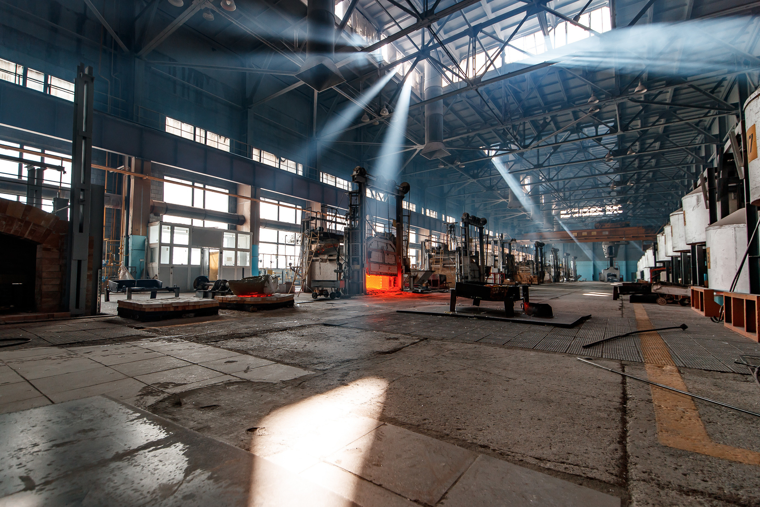 Industrial photography at Lytkarino Optical Glass Plant. Evgeny Pelevin. Photographer. Industry, reporting, weddings, portrait
