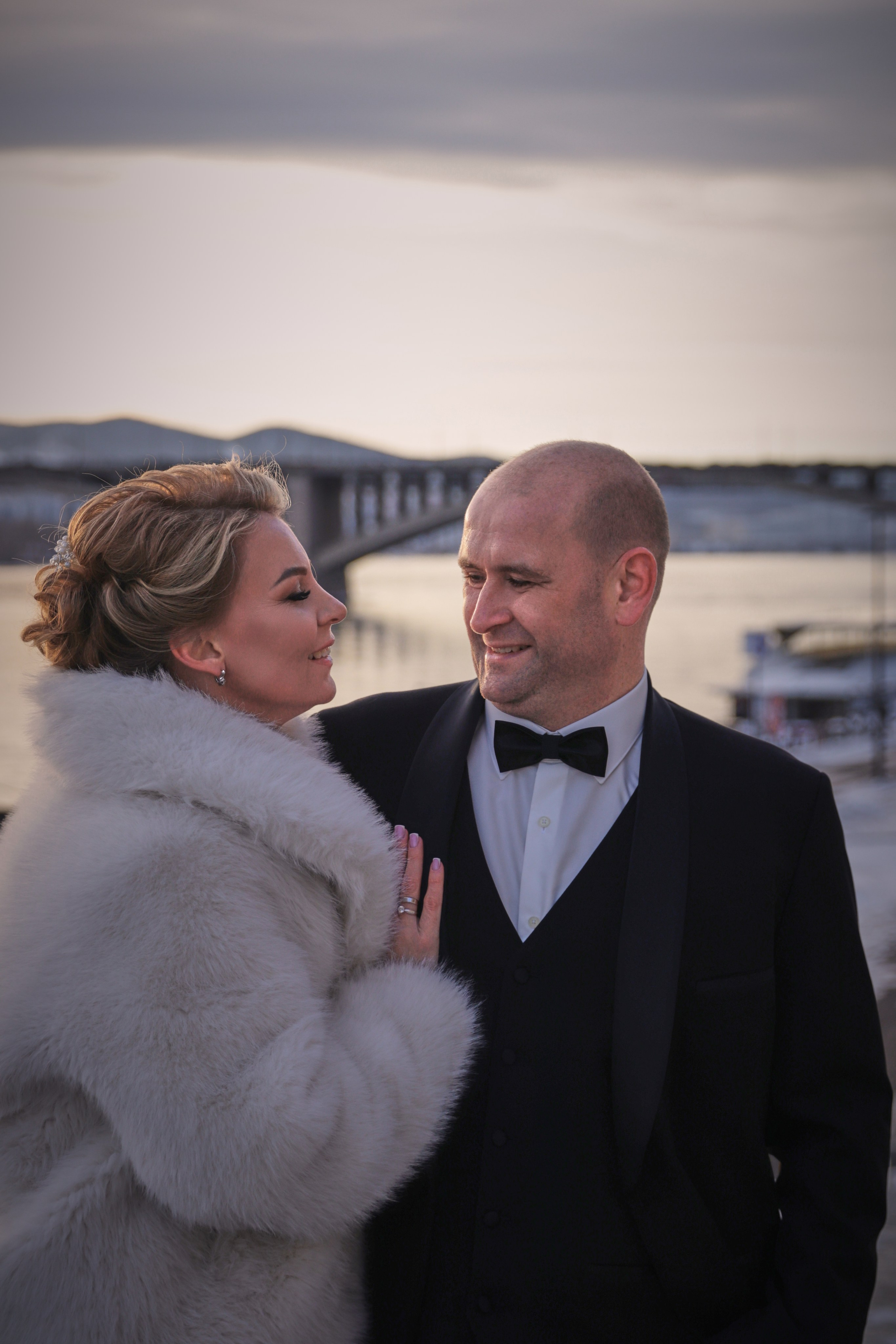 Свадебная уличная съёмка | Анастасия & Артём. Фотограф Красноярск | Ховрин Иван | Свадьбы, Мероприятия, Фотосессии