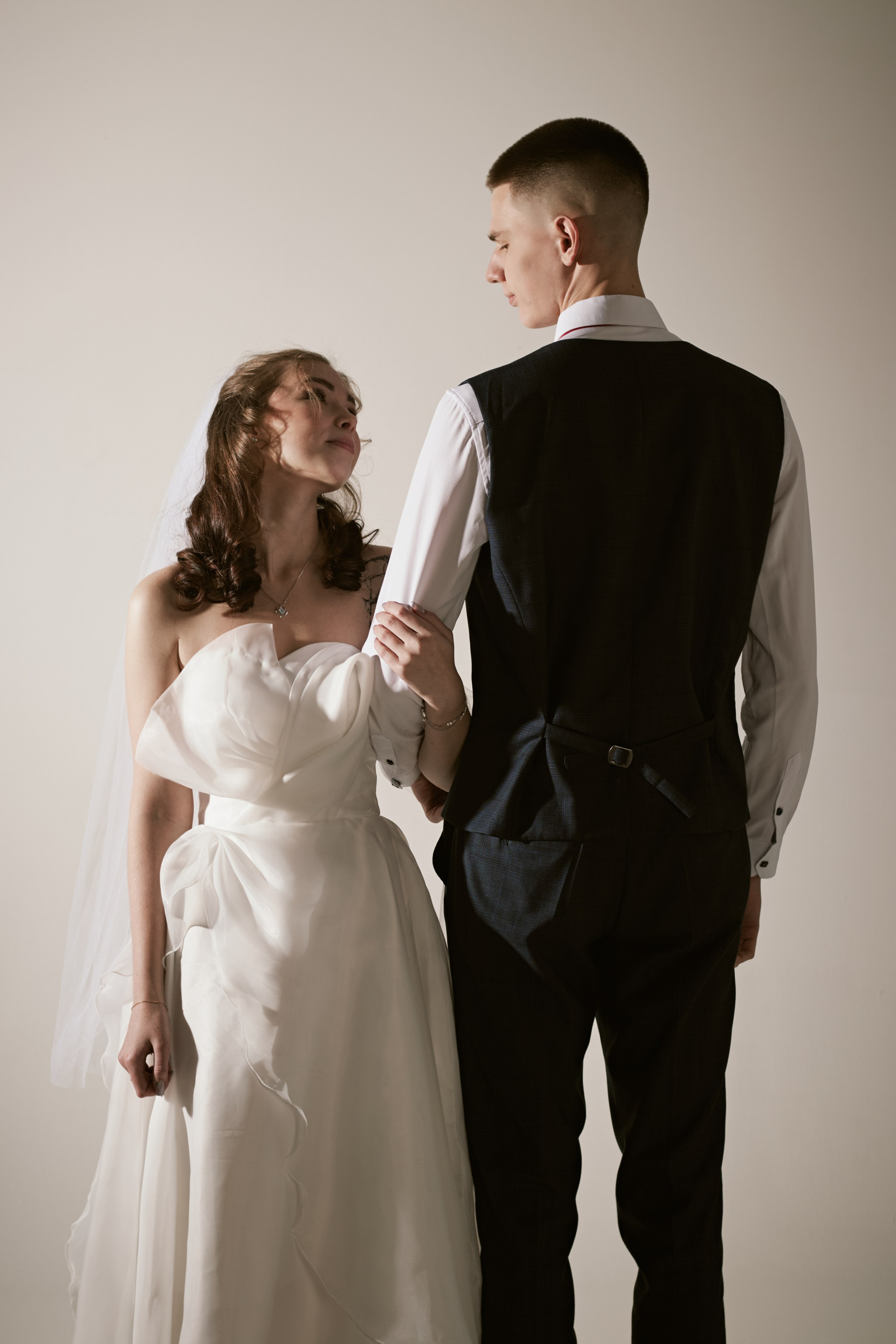 Студия + ЗАГС | Вероника & Иван. Фотограф Красноярск | Ховрин Иван | Свадьбы, Мероприятия, Фотосессии