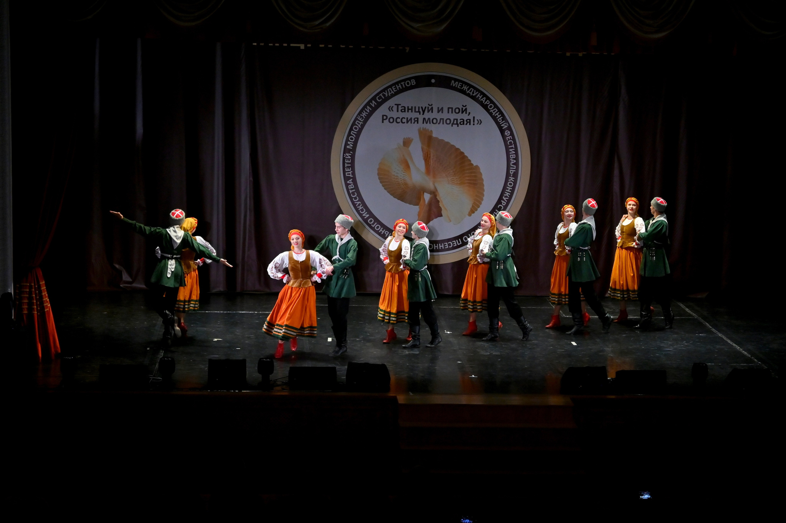 Гала-концерт. Танцуй и пой, Россия Молодая! 22.04.2024. Профессиональный фотограф в Москве Алёна Котова