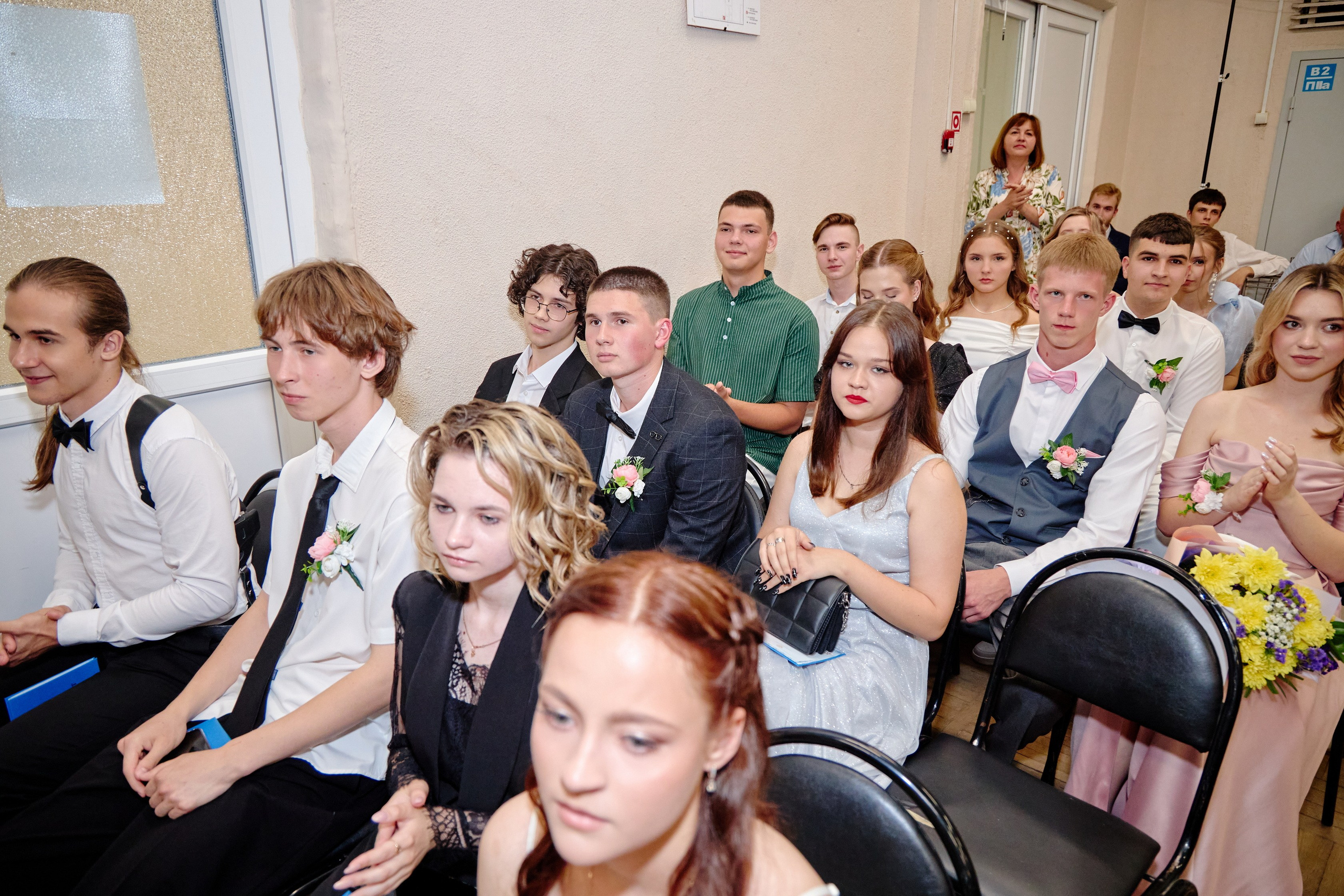 Выпускной 35 Сош. Фотограф Выпускные альбомы Таганрог Сергей Коробченко