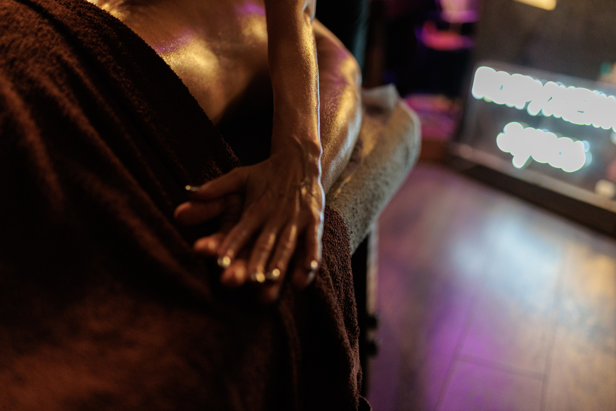 Контент фотосъемка для массажиста. Профессиональный фотограф в Москве и Мо Мария Шантарёва