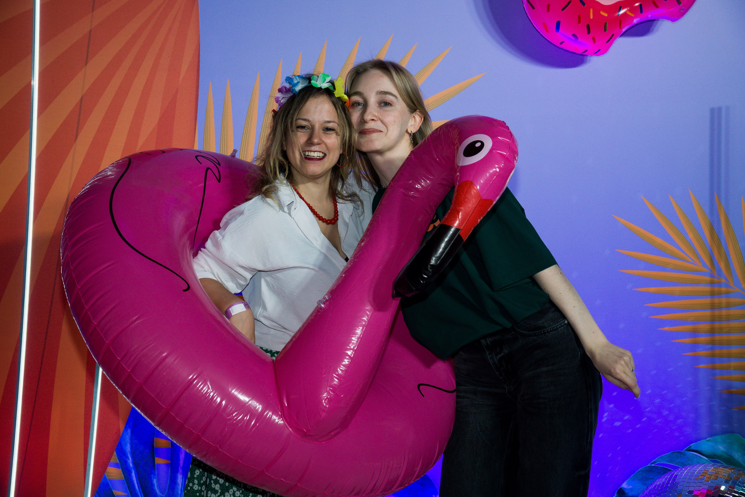 МТС корпоратив Гавайская вечеринка. Фотограф