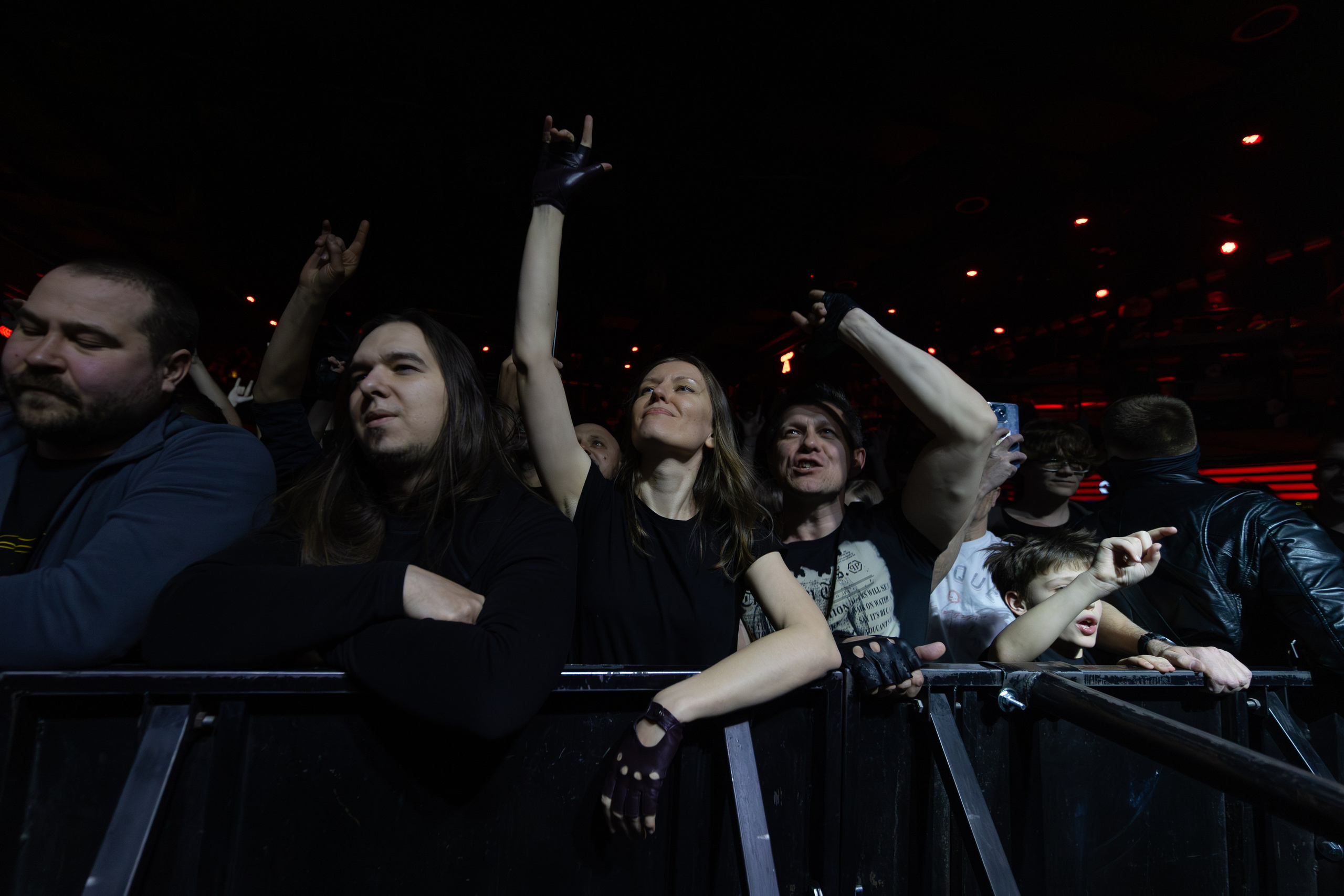 Йорш 2025. Предметный и репортажный фотограф в Санкт-Петербурге Александр Е