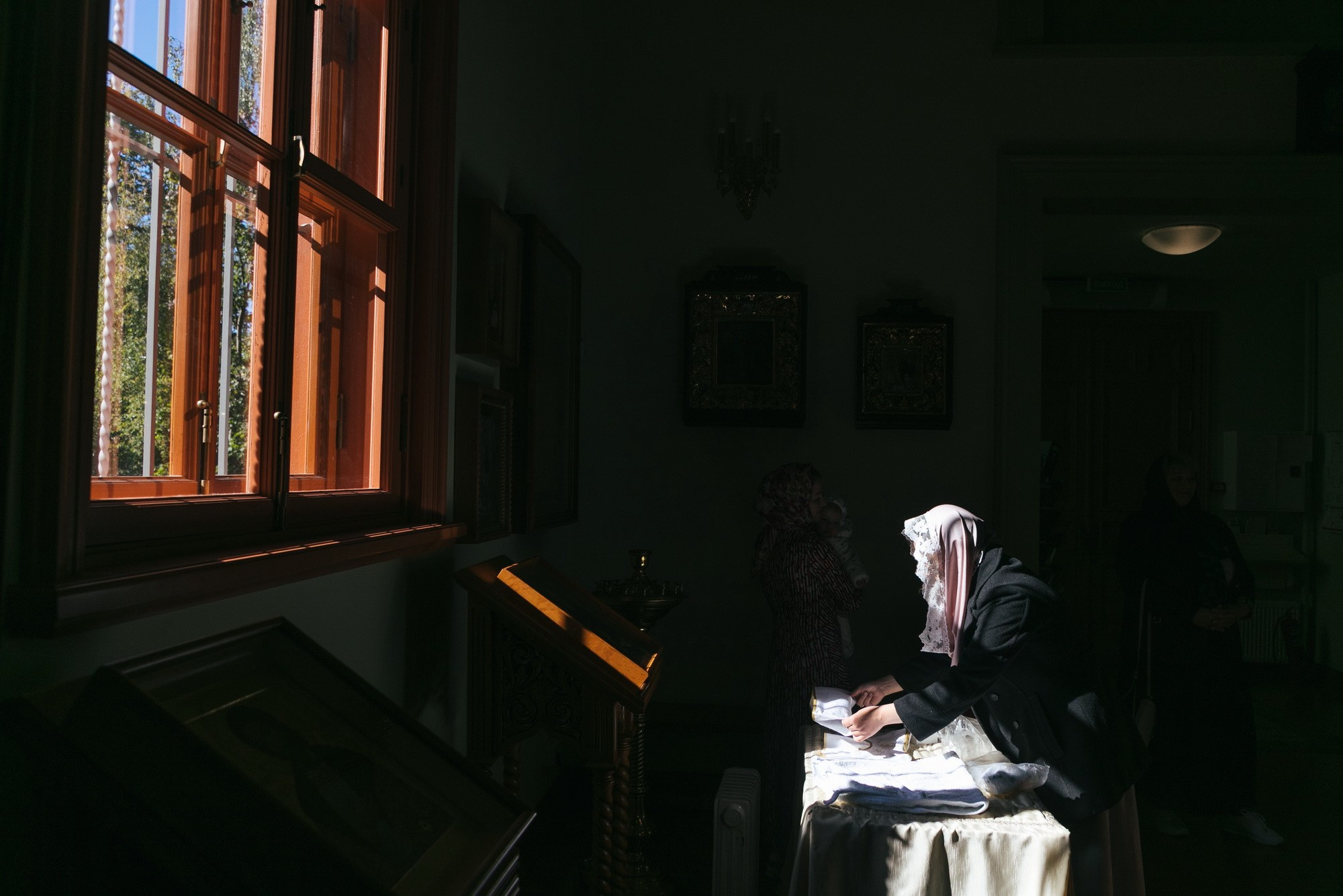 Крещение Церковь Святого Апостола Петра в Лахте СПб. Фотограф на крещение в Санкт Петербурге