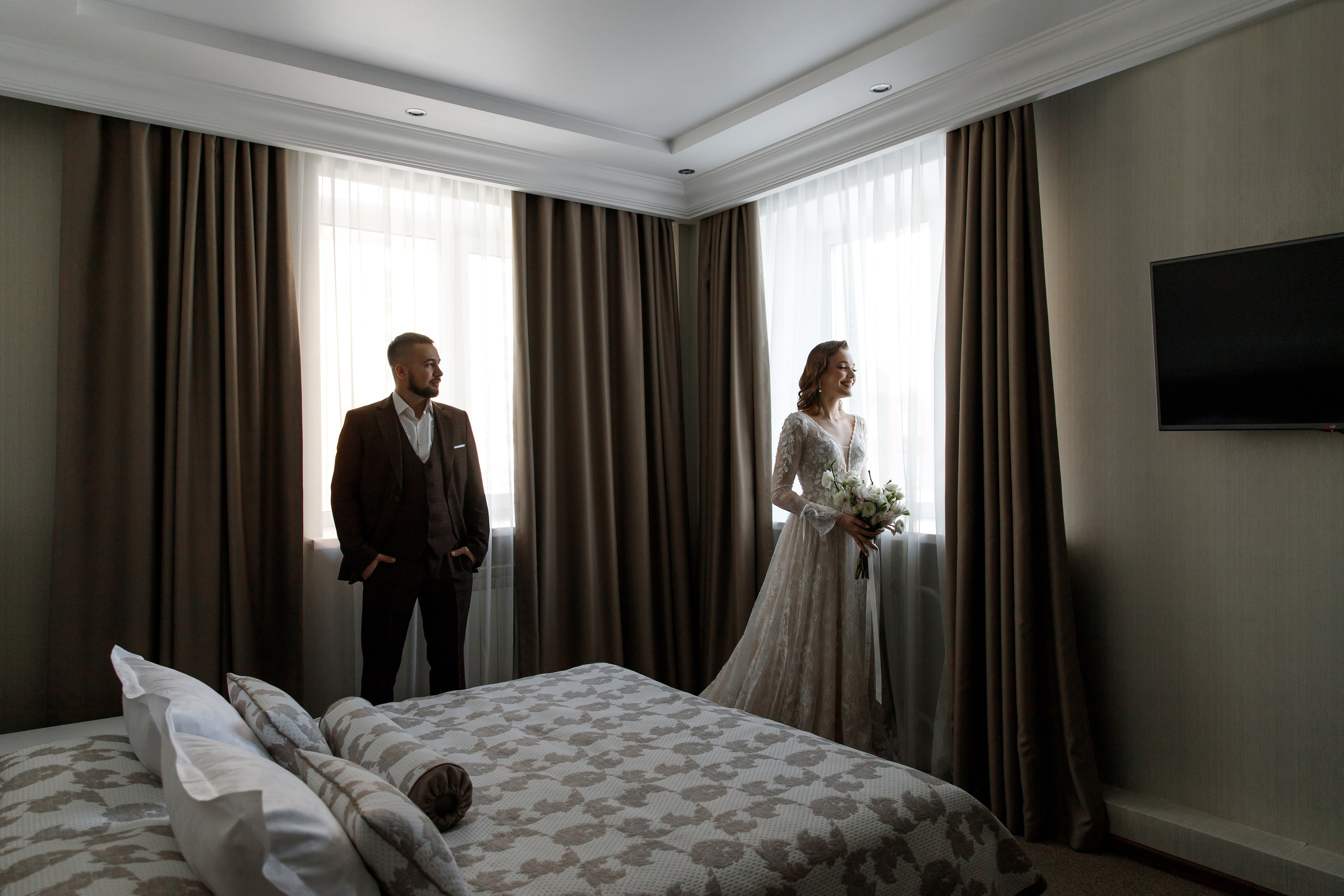 Свадебная фотосессия в Томске от Дмитрия и Ирины. Свадебный фотограф в Томске Юлия Солнечная | Живые эмоции