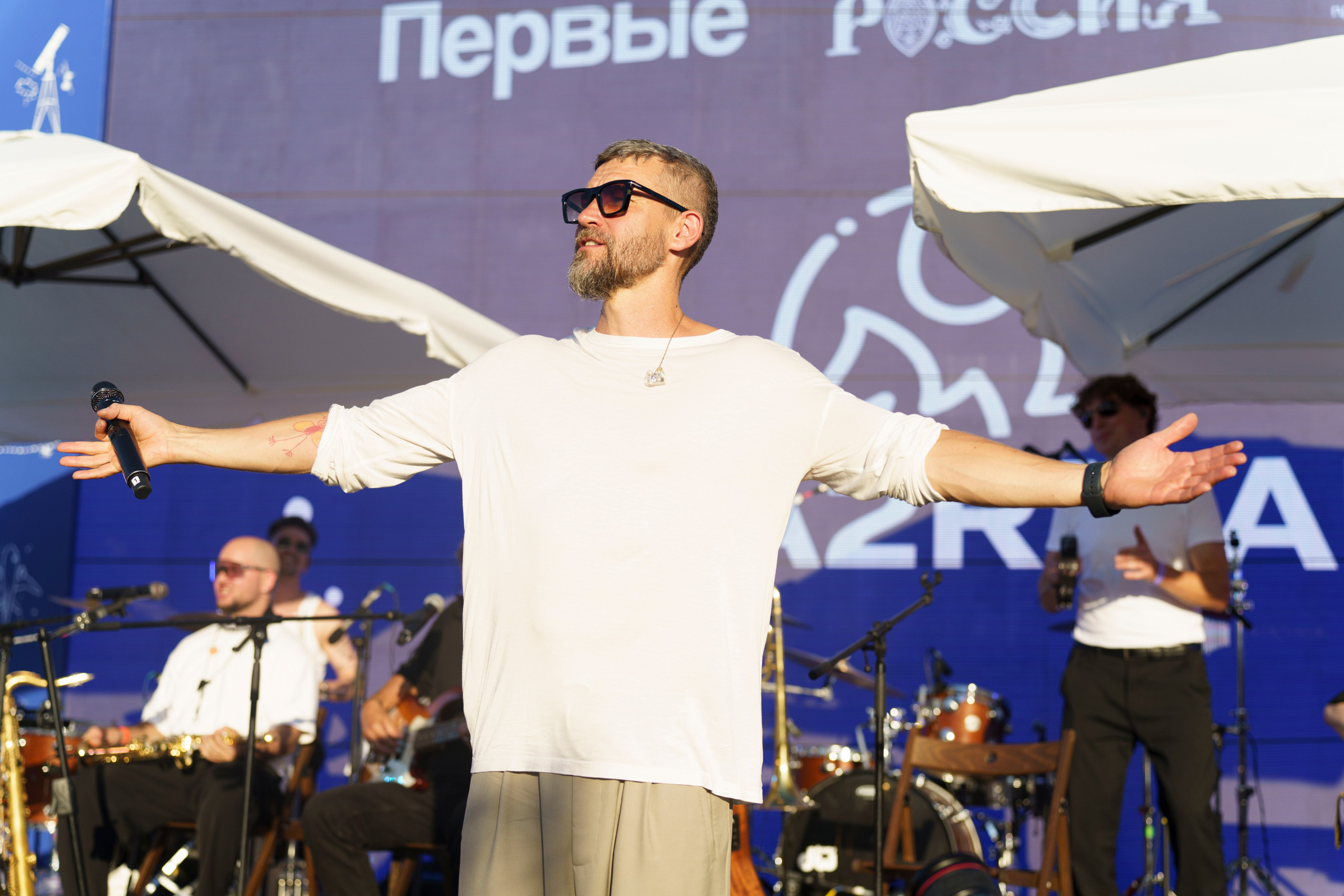 Репортаж ВДНХ выступление артистов Uma2rman