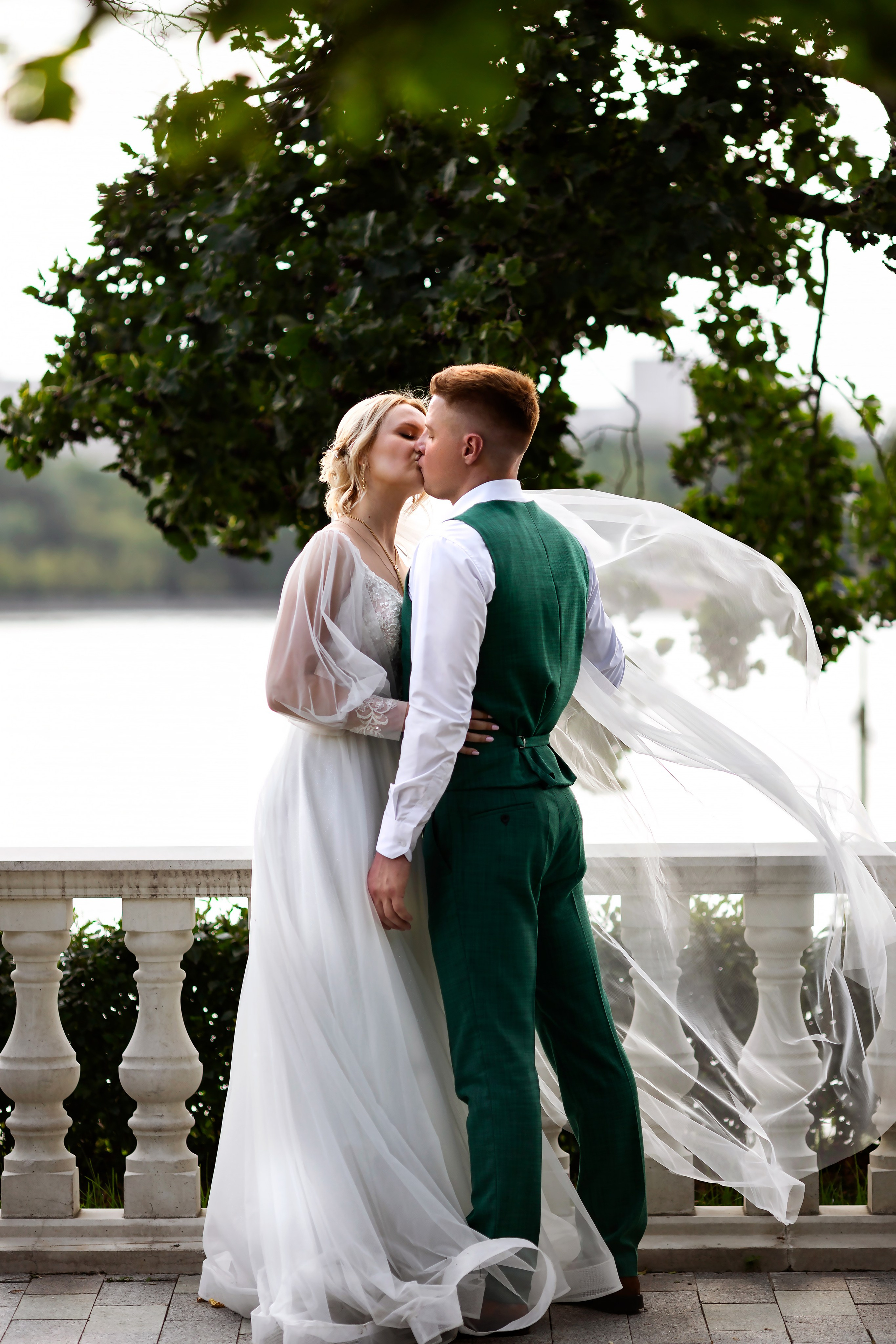 Кирилл и Наталья ~ Грибоедовский ЗАГС № 1. Семейный и свадебный фотограф в Москве Татьяна Седлецкая