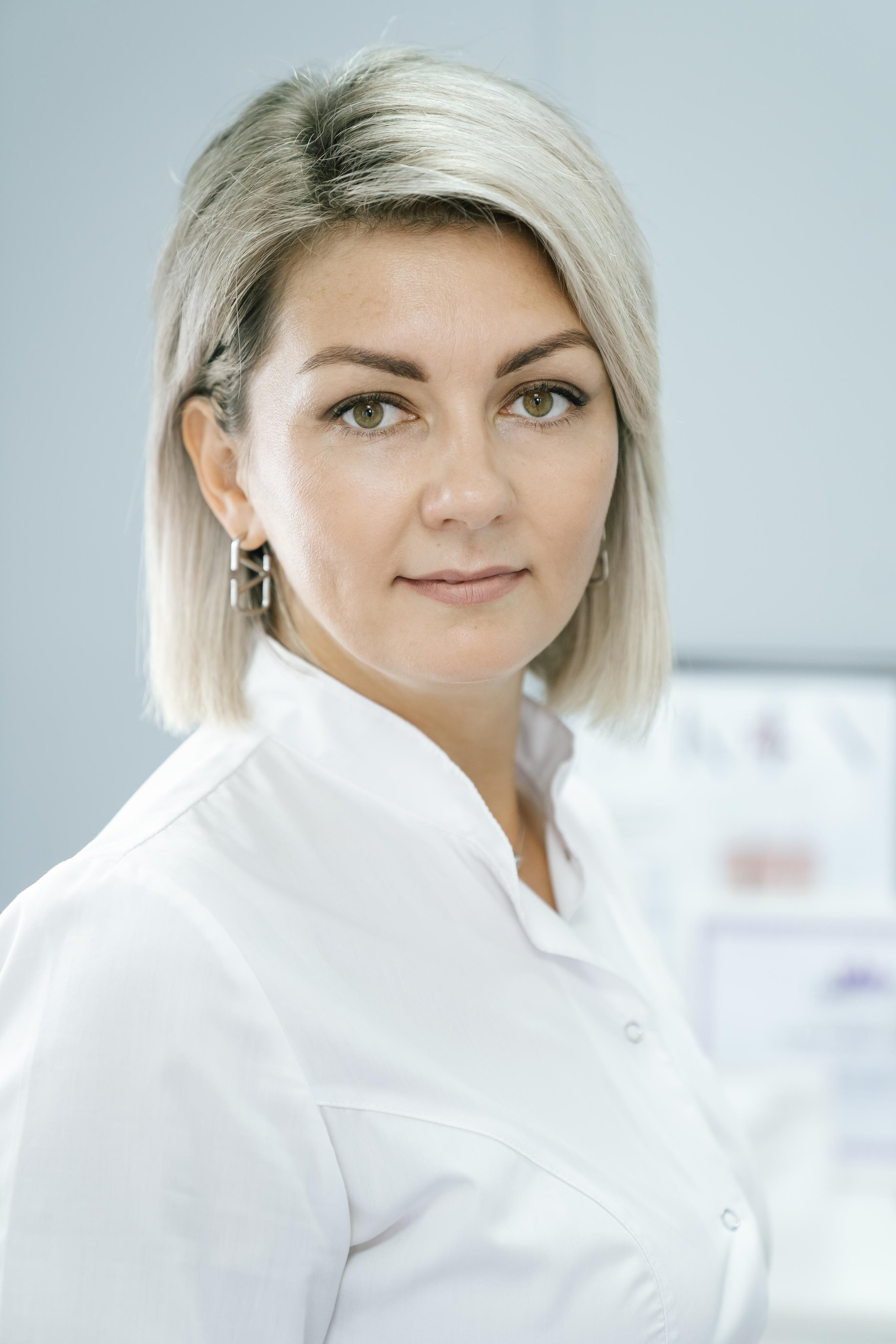 Мастер по перманентному макияжу. Фотограф в Москве Ирина Малахова