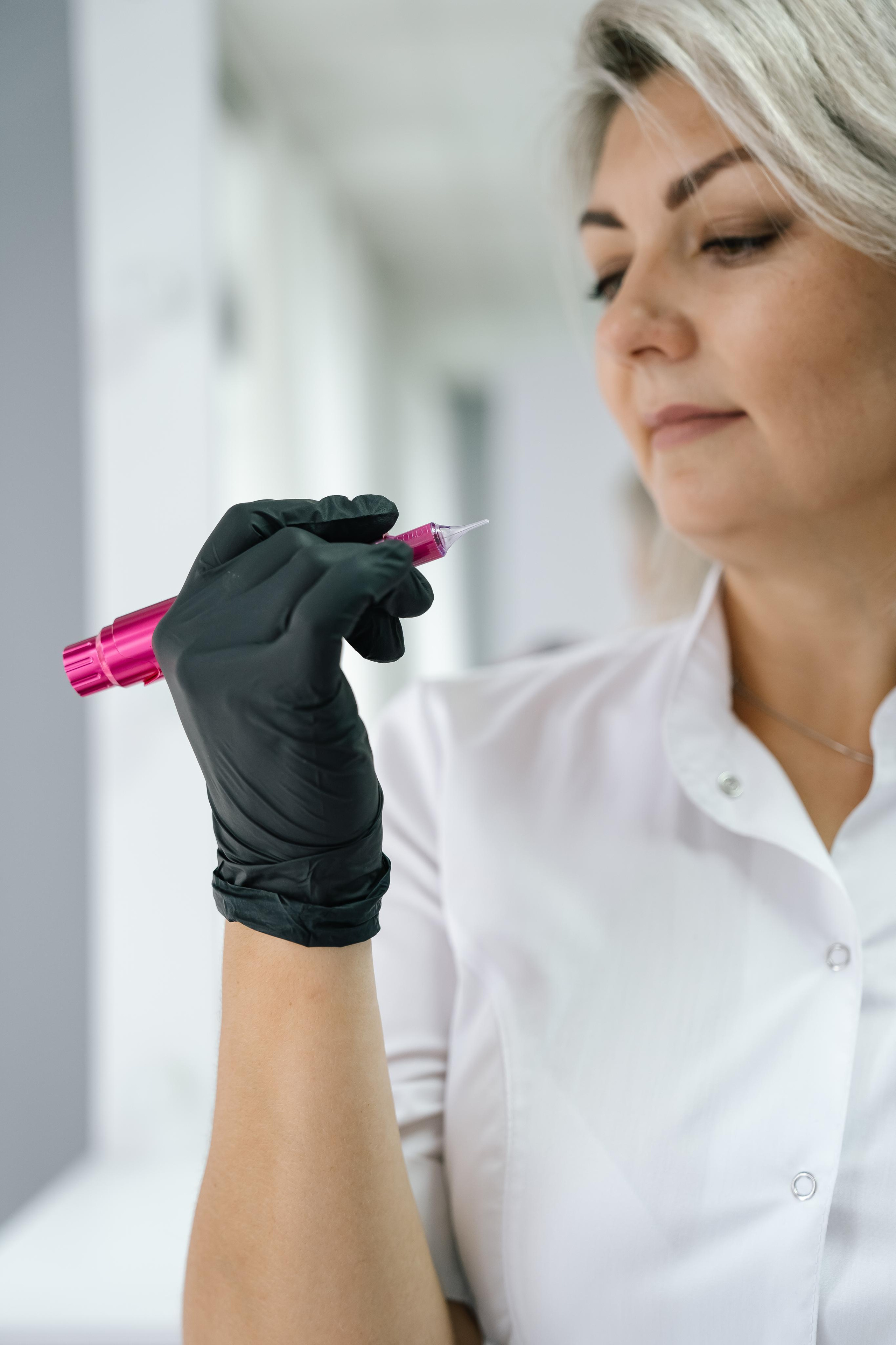 Мастер по перманентному макияжу. Фотограф в Москве Ирина Малахова