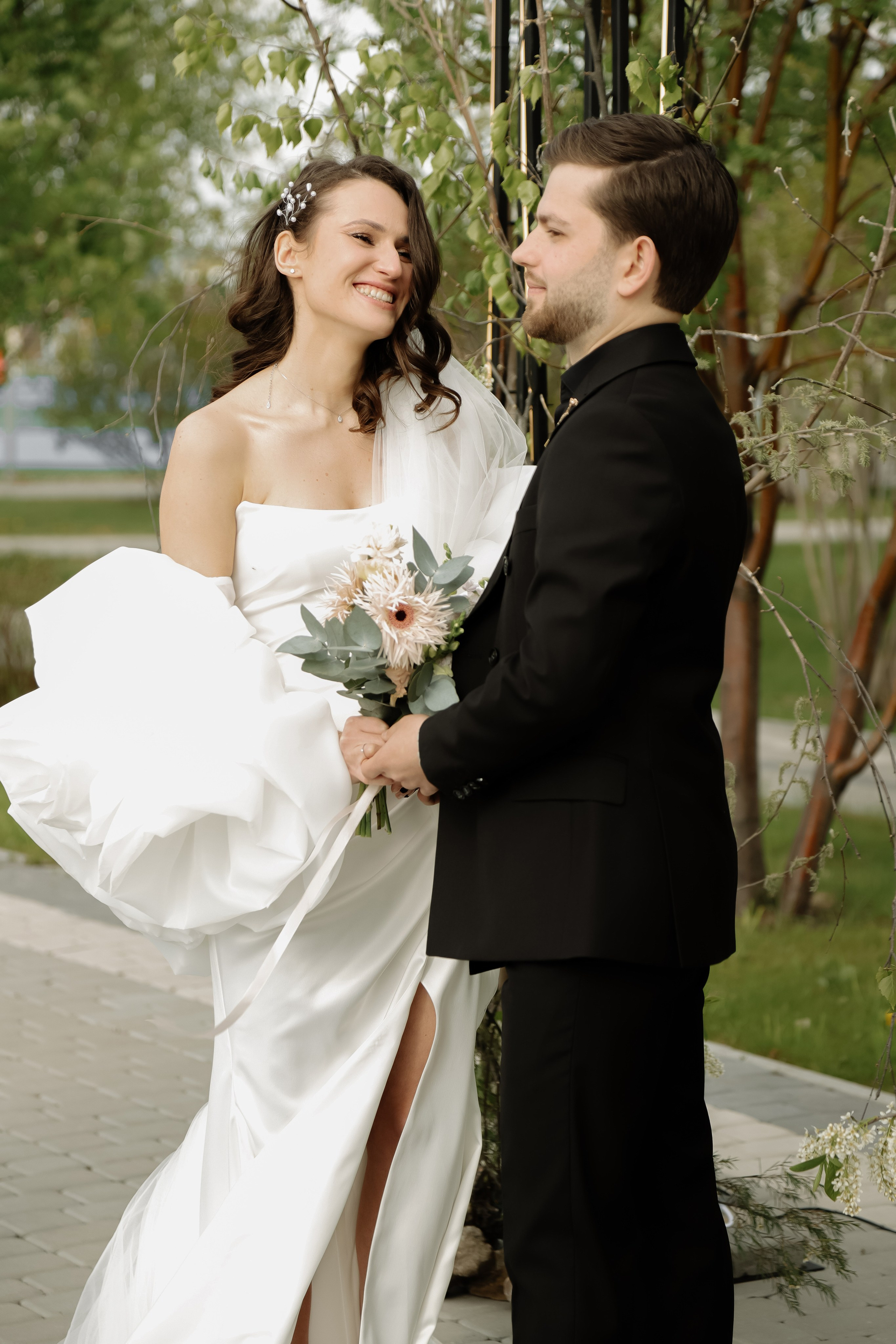 Земля смеётся цветами. Свадебный фотограф Челябинск Полина Чеботарь