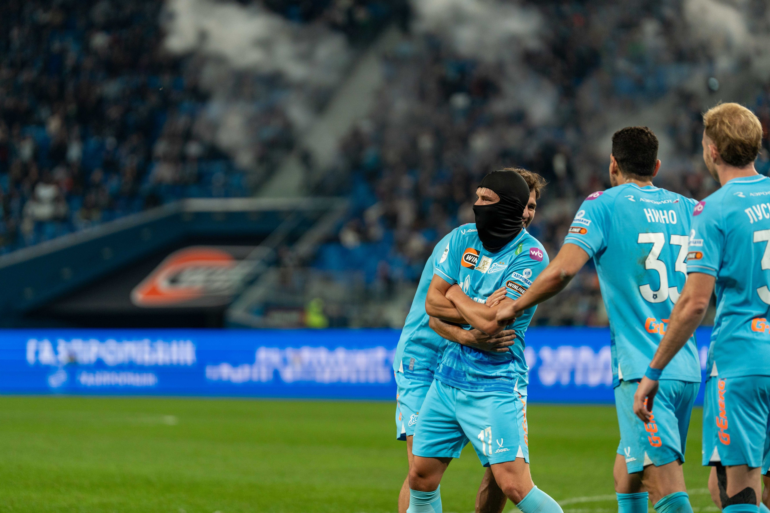 Зенит — Локомотив: фотогалерея 14-го тура РПЛ на Газпром Арене | Антон Гауф. Спортивный фотограф в Санкт-Петербурге | Антон Гауф