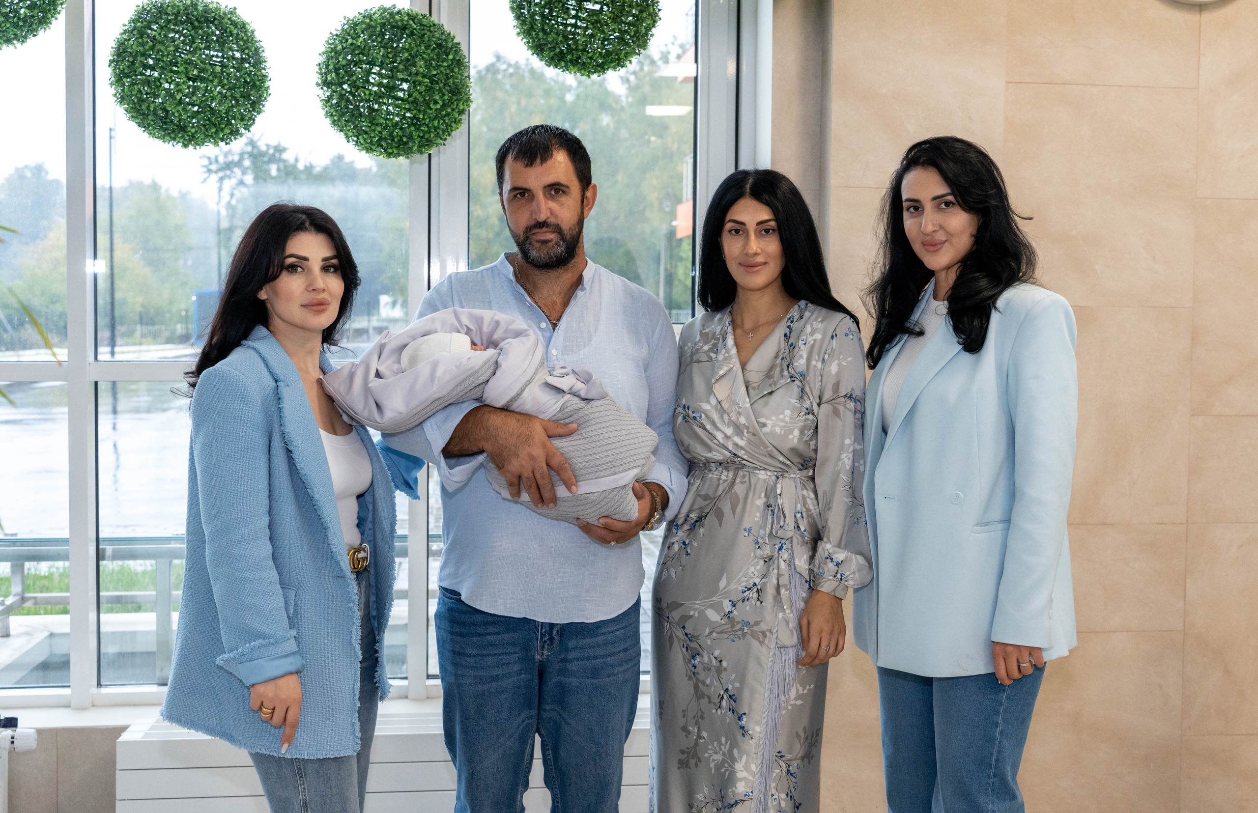 Выписка из роддома. Фотограф на Крещение и Венчание в Туле, детский и семейный фотограф