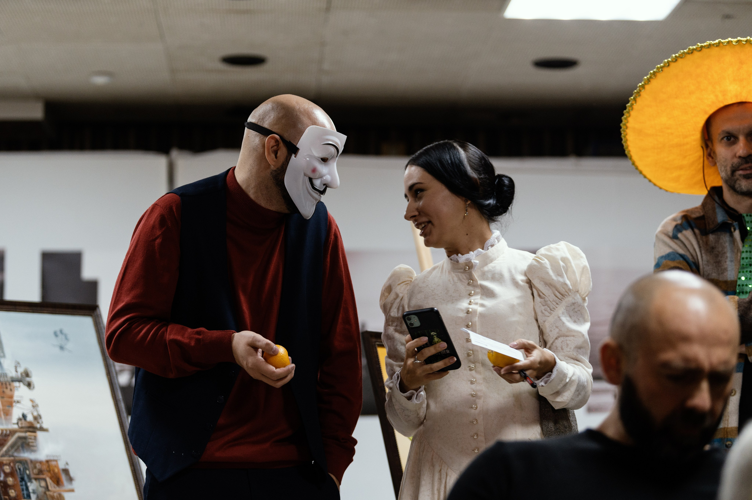 Поэтический клуб «Птицы». Краснодарский дом Книги. Профессиональная фотосессия в Краснодаре | Фотограф Денис Труфанов