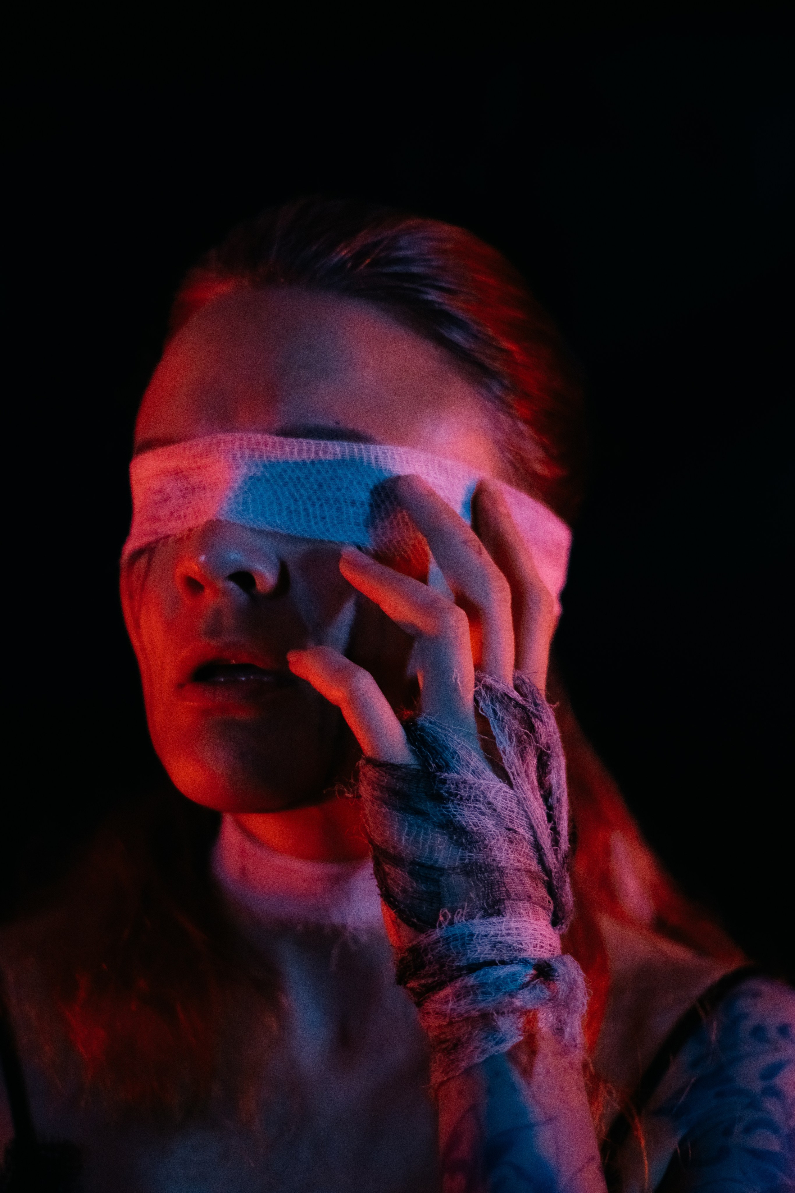 H E L E N. Портретный и уличный фотограф в Санкт-Петербурге Сергей Кутьин