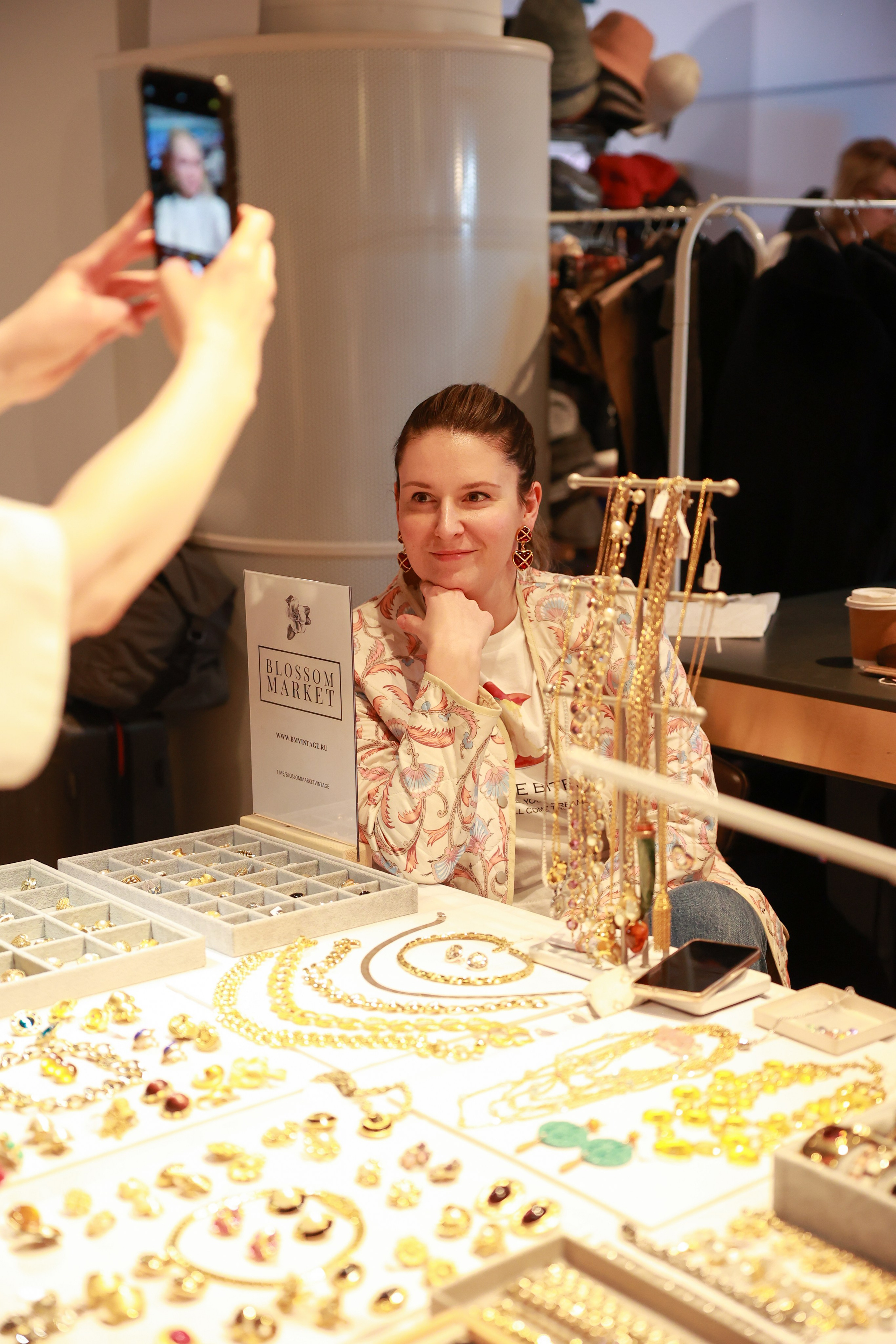 2–3 марта 2024 в пространстве «Три вокзала. Депо» / День 2 / фото Саша Жукова. Фотоотчеты «Ламбада-маркета»