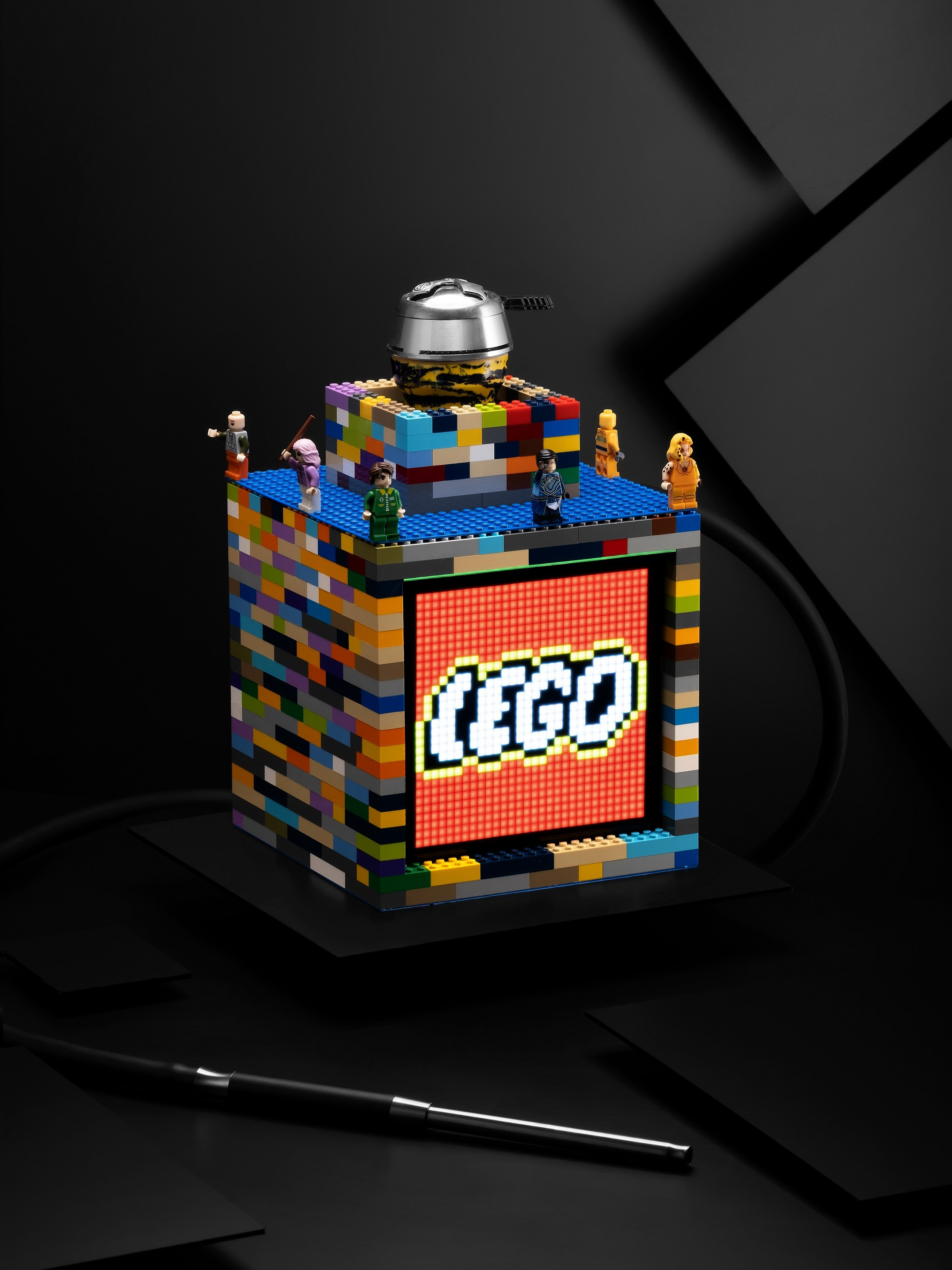Креативная рекламная съёмка кальяна в стиле LEGO