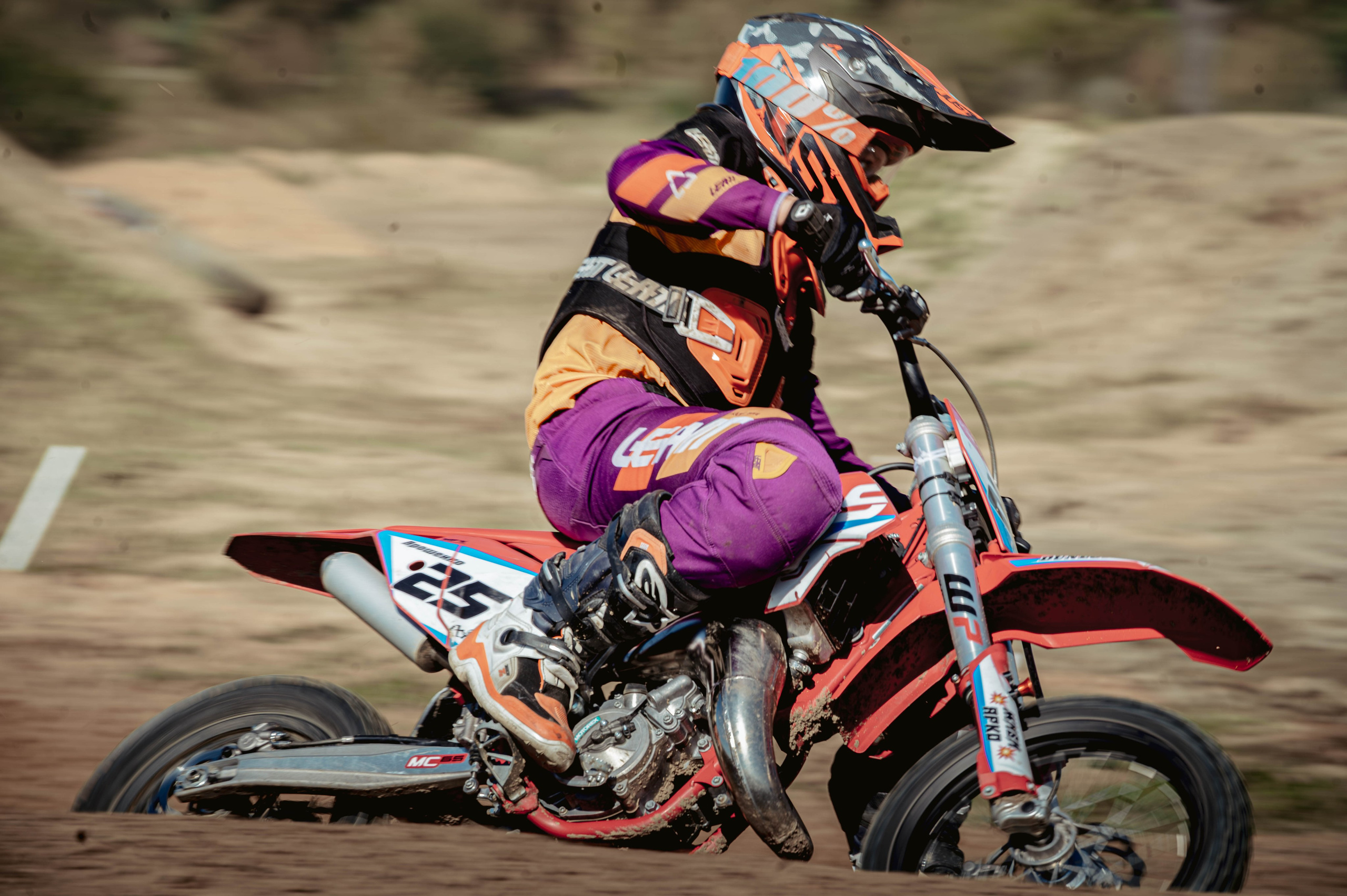 Мотокросс 16.09.2023. Портретный фотограф в Ангарске Артём Иванов