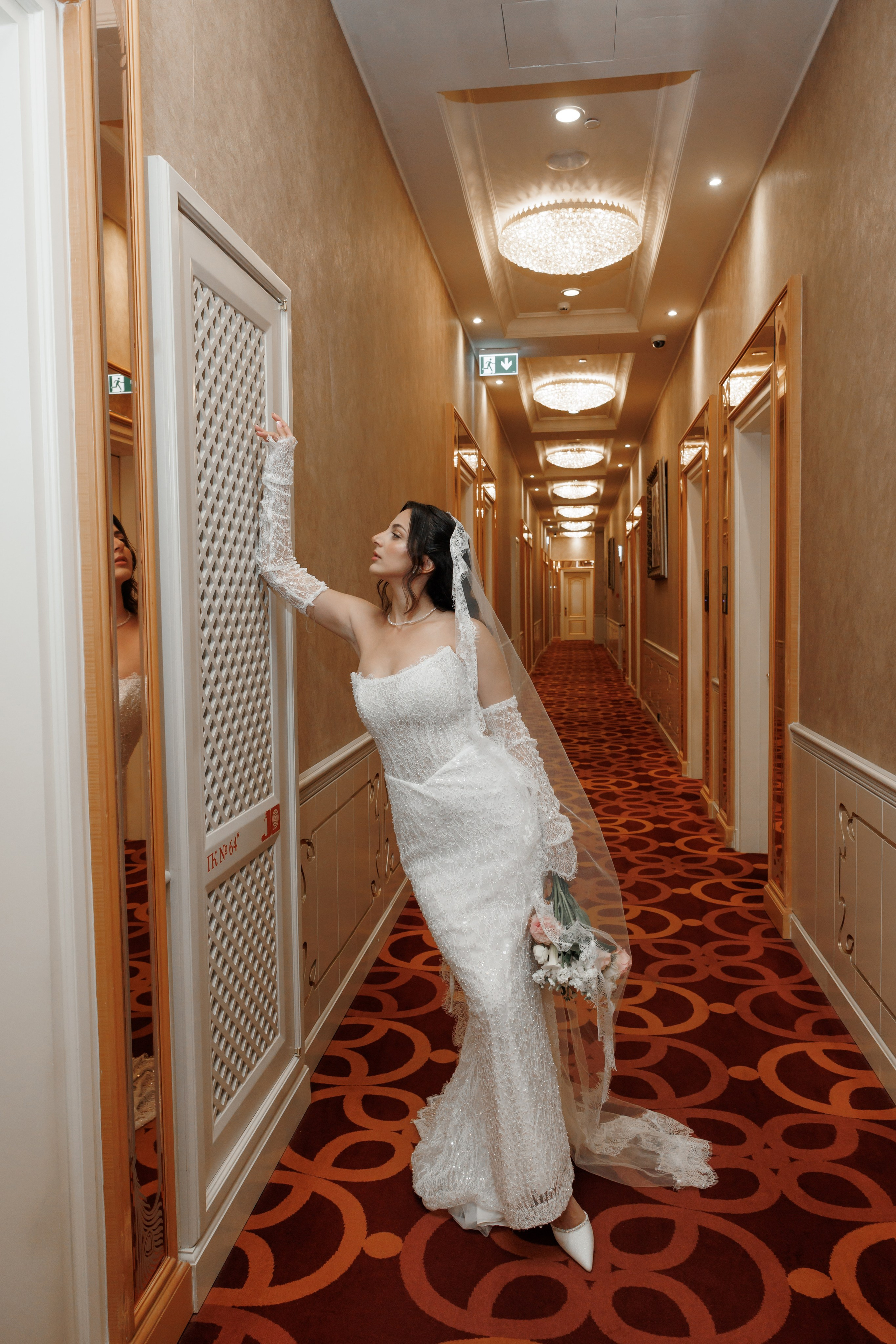 Отель The St. Regis Москва Никольская и 4-й ЗАГС (Савеловский). Свадебный и репортажный фотограф (Москва, Королев и другие)