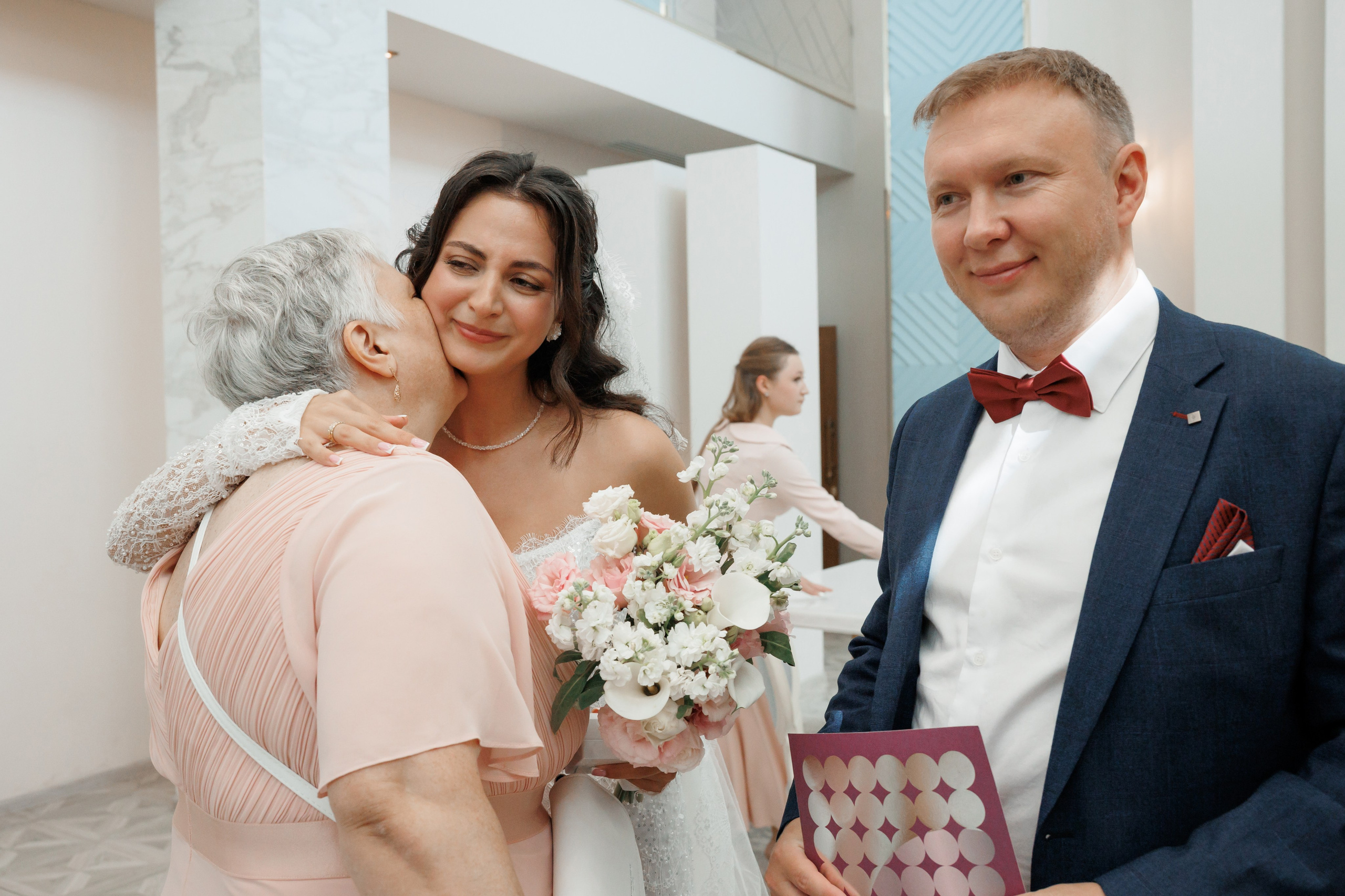 Отель The St. Regis Москва Никольская и 4-й ЗАГС (Савеловский). Свадебный и репортажный фотограф (Москва, Королев и другие)