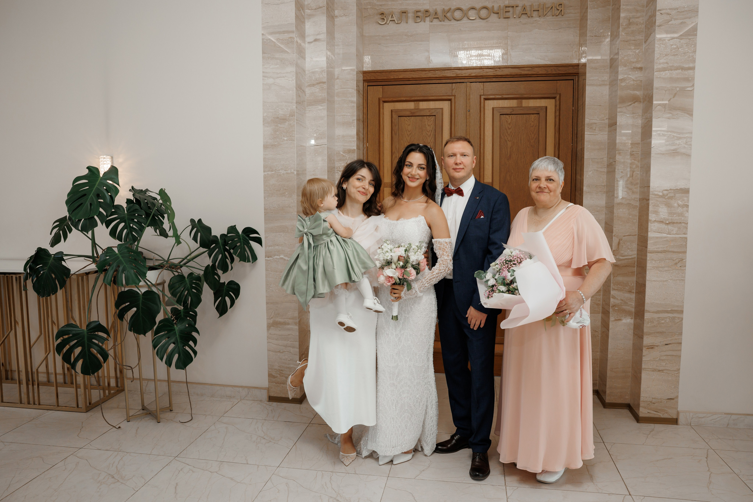 Отель The St. Regis Москва Никольская и 4-й ЗАГС (Савеловский). Свадебный и репортажный фотограф (Москва, Королев и другие)
