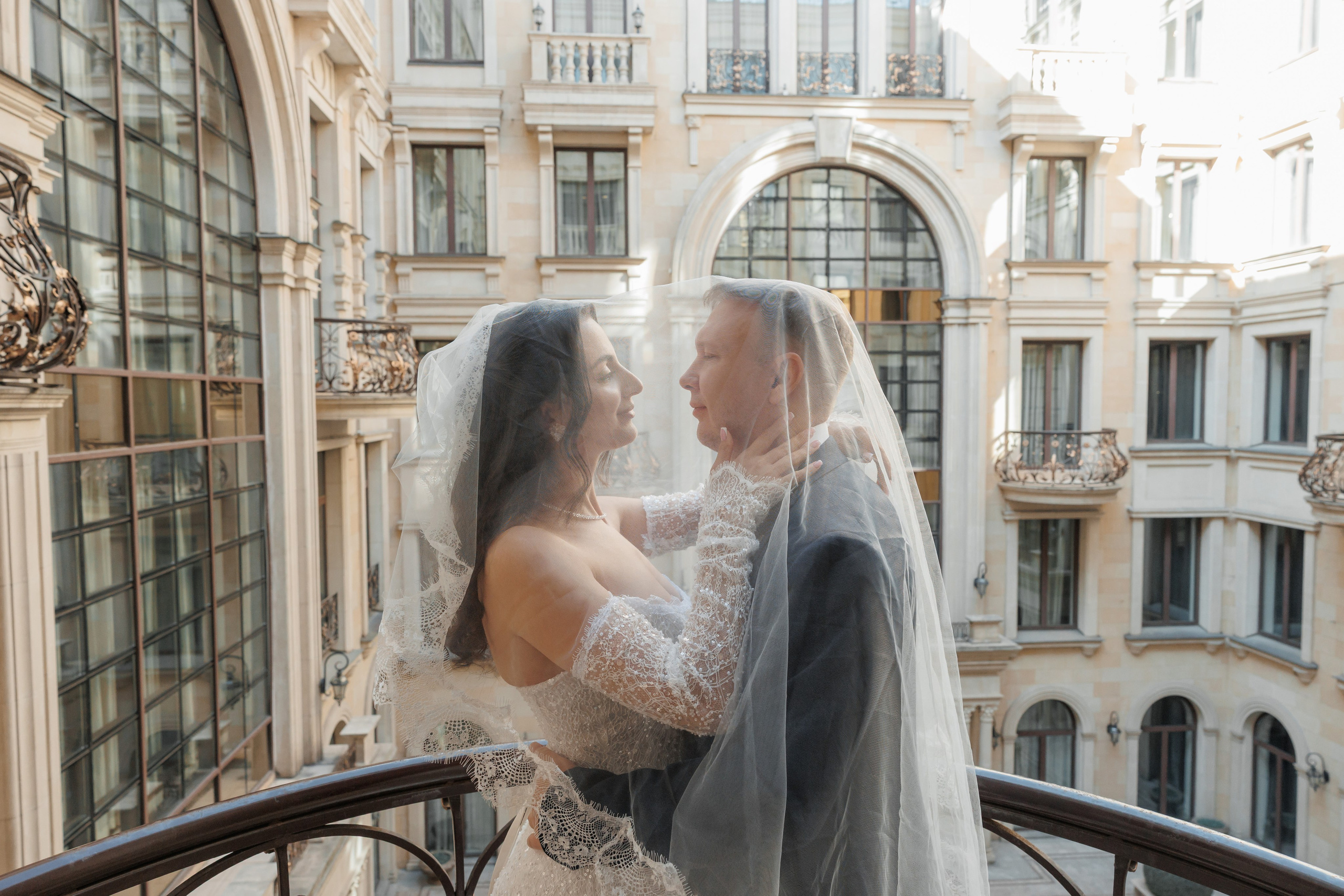 Отель The St. Regis Москва Никольская и 4-й ЗАГС (Савеловский). Свадебный и репортажный фотограф (Москва, Королев и другие)
