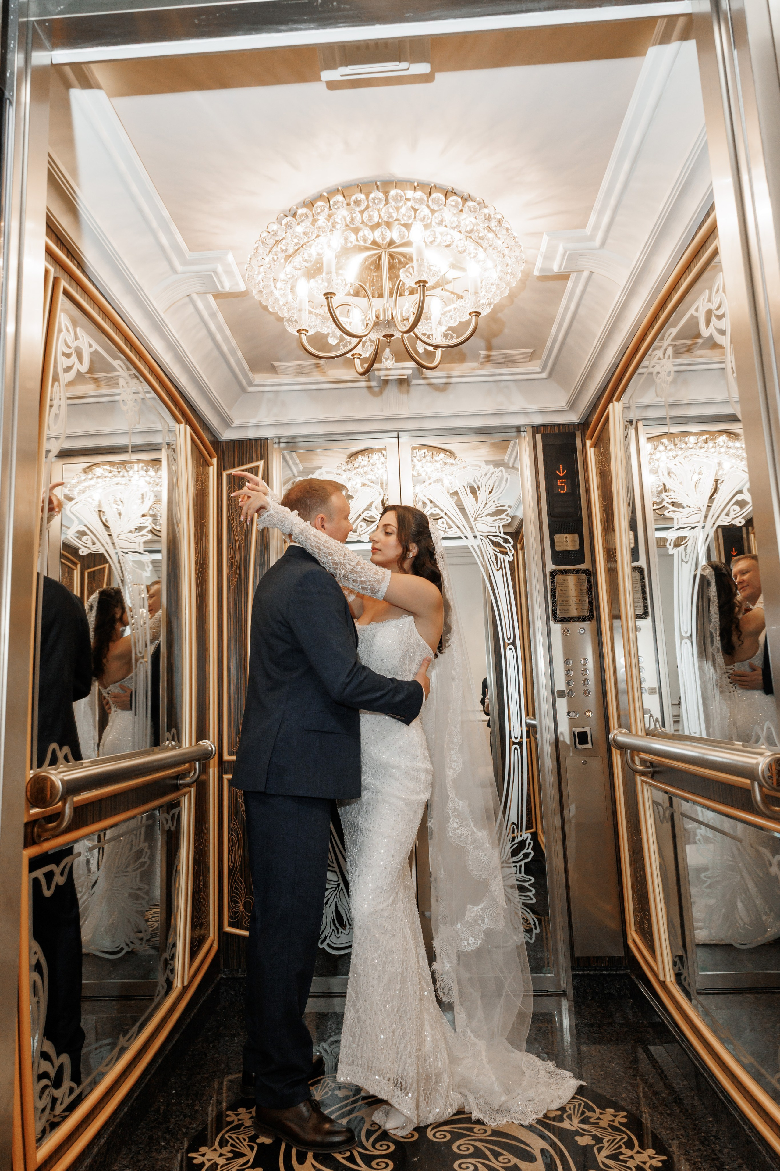 Отель The St. Regis Москва Никольская и 4-й ЗАГС (Савеловский). Свадебный и репортажный фотограф (Москва, Королев и другие)