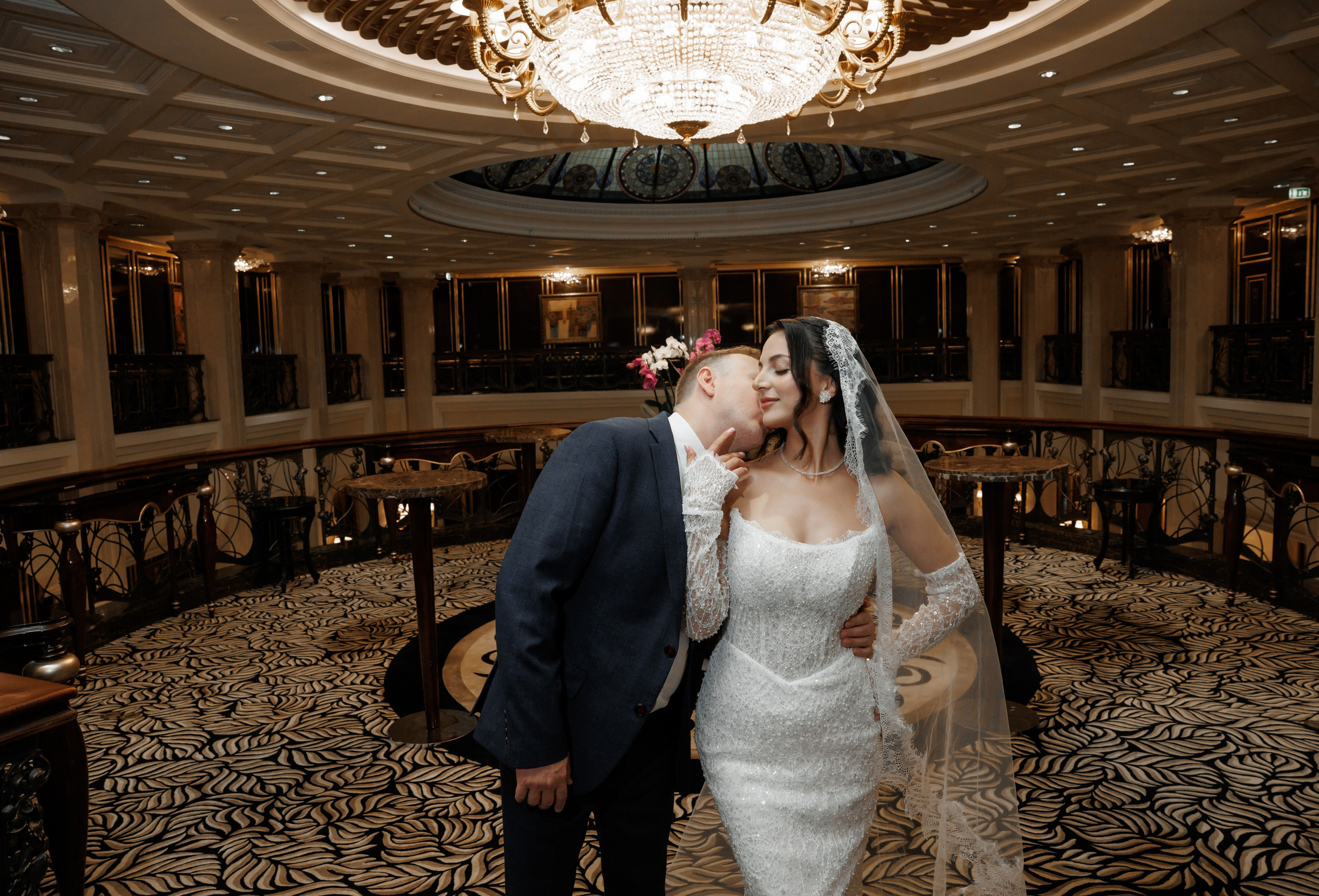 Отель The St. Regis Москва Никольская и 4-й ЗАГС (Савеловский). Свадебный и репортажный фотограф (Москва, Королев и другие)