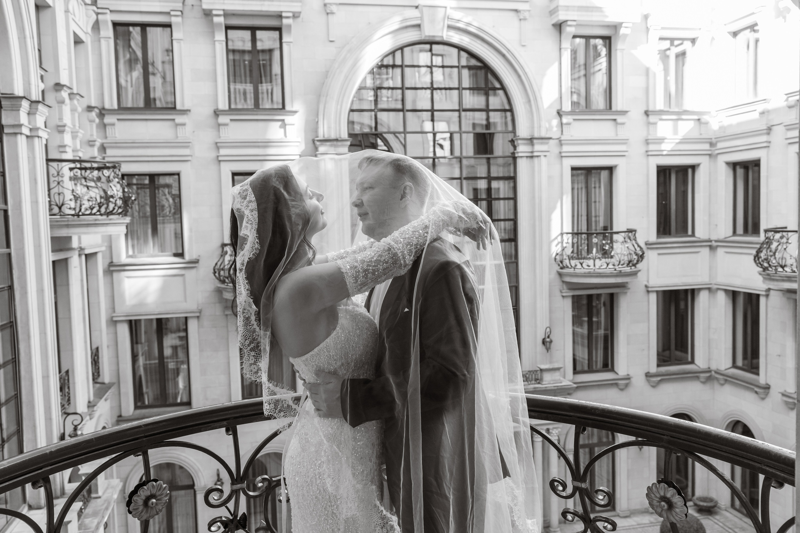 Отель The St. Regis Москва Никольская и 4-й ЗАГС (Савеловский). Свадебный и репортажный фотограф (Москва, Королев и другие)