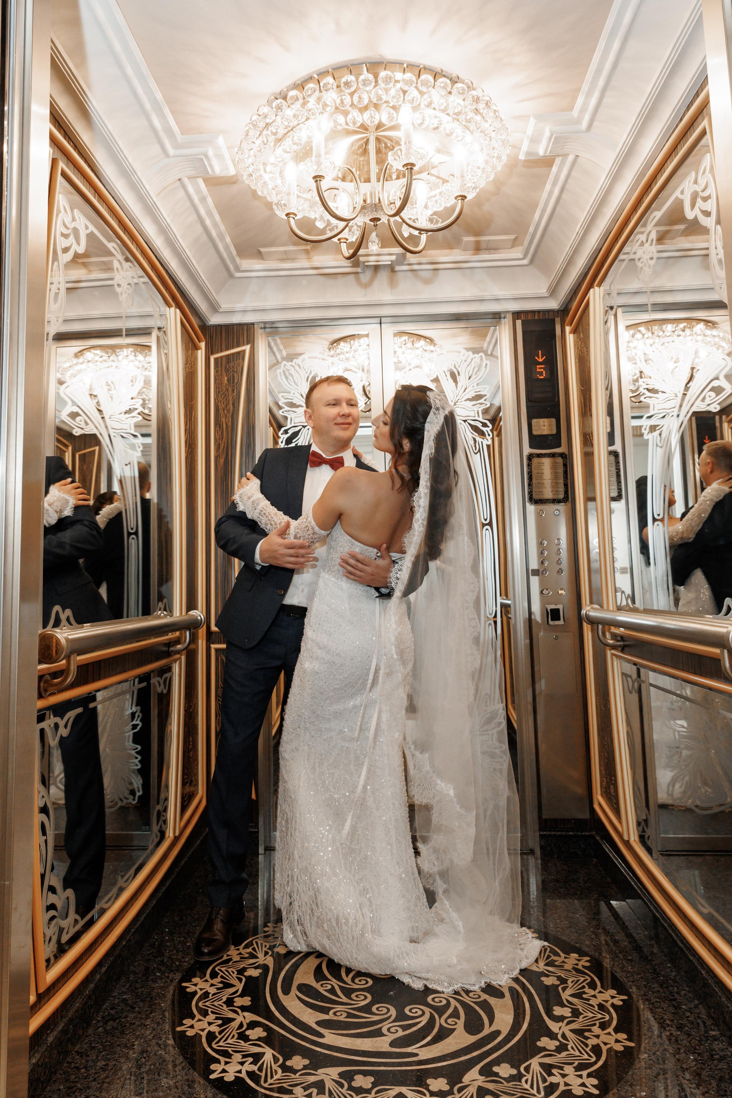 Отель The St. Regis Москва Никольская и 4-й ЗАГС (Савеловский). Свадебный и репортажный фотограф (Москва, Королев и другие)