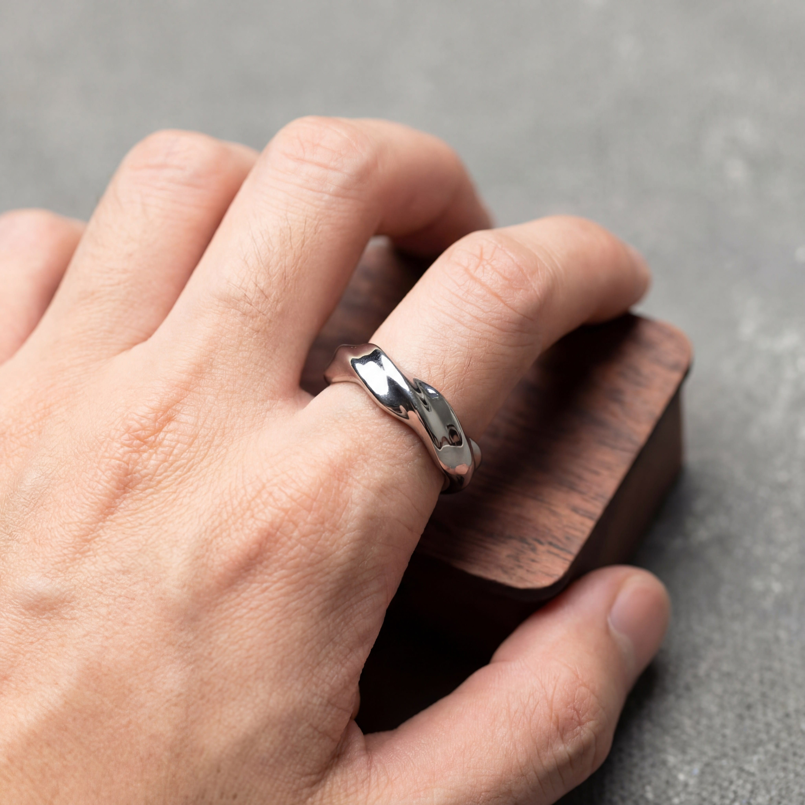 Jewelry. Refraim