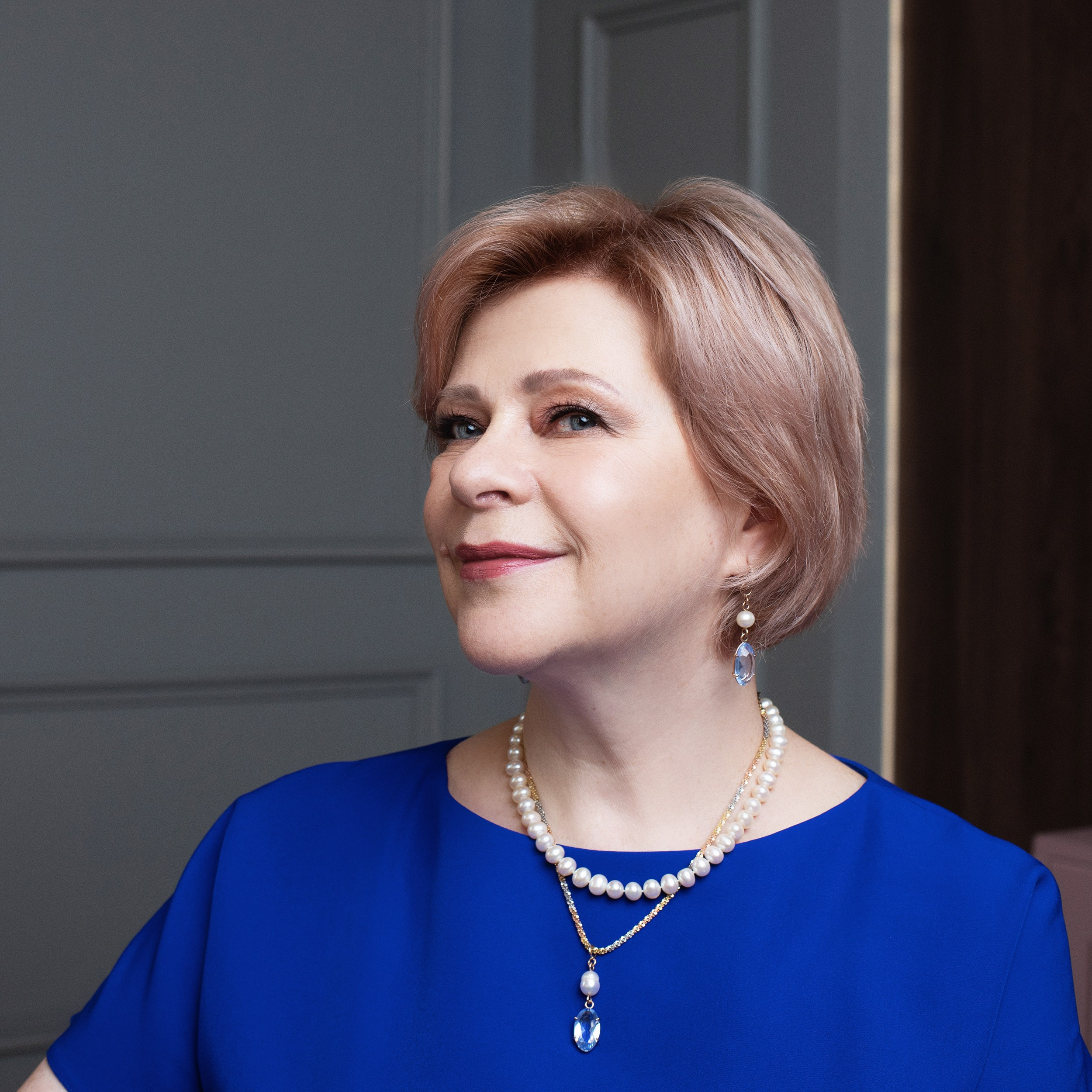 Новогодняя фотосессия для подруг. Необычные портретные фотосессии под ключ в Москве