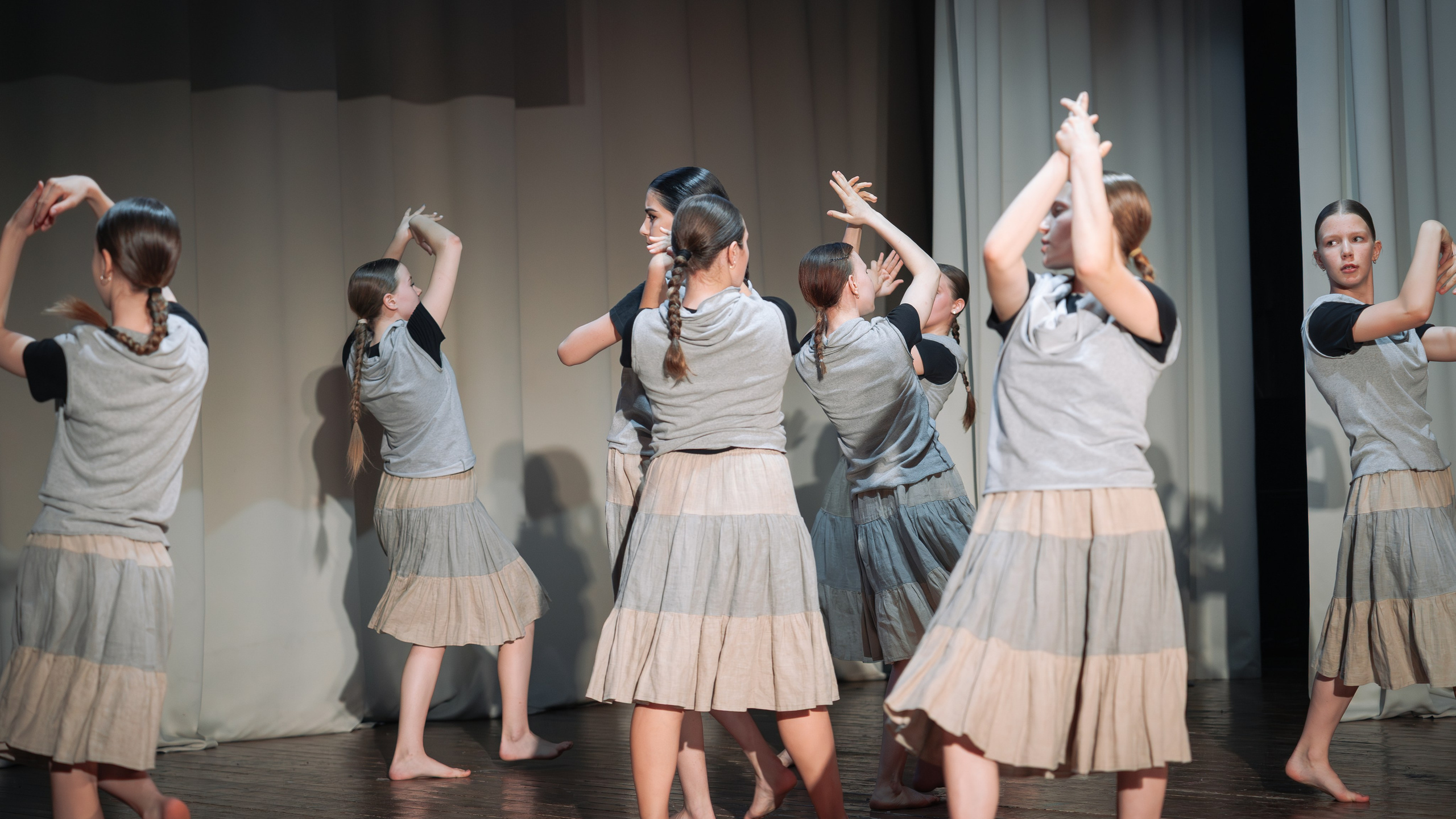 Танцевальный Ансамбль «СЮРПРИЗ». Репортажный фотограф Ярославль — Павел Андреев