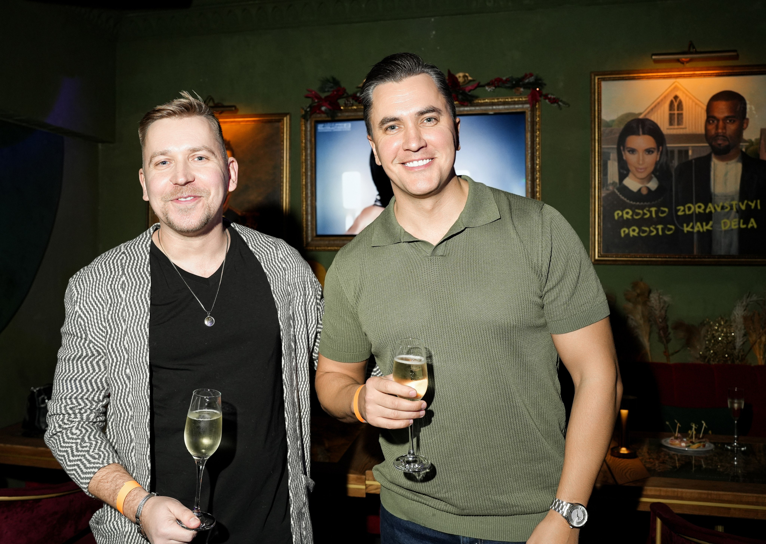 EVENT-туса в караоке. Свадебный фотограф и видеограф в Ростове-на-Дону. Максим и Наталья Лебедевы